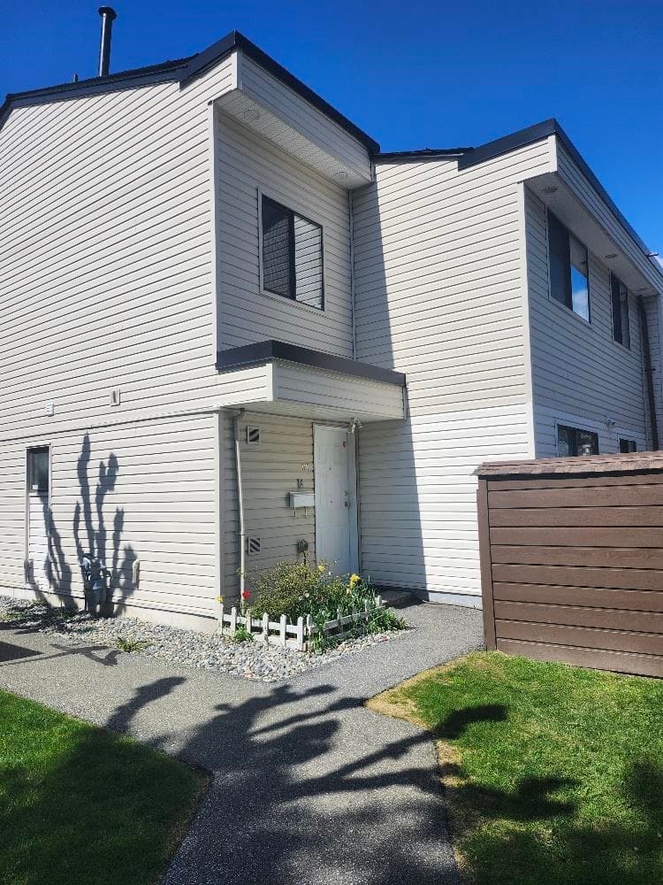 121 - 14159 104 Avenue, Surrey