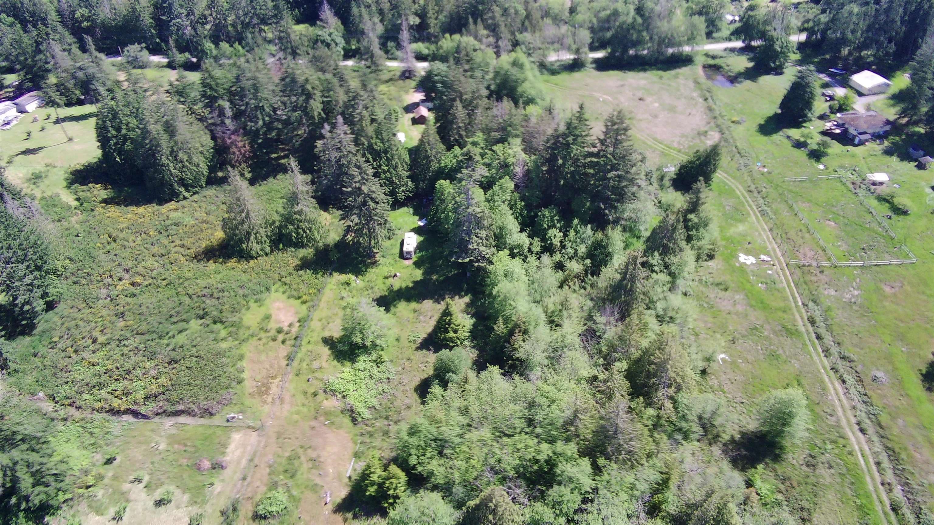 556 E Bluff Road, Galiano Island, V0N 1P0 — photo 2