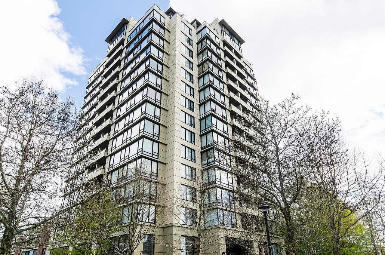 1802 - 9133 Hemlock Drive, Richmond, V6Y 4J9 — photo 1