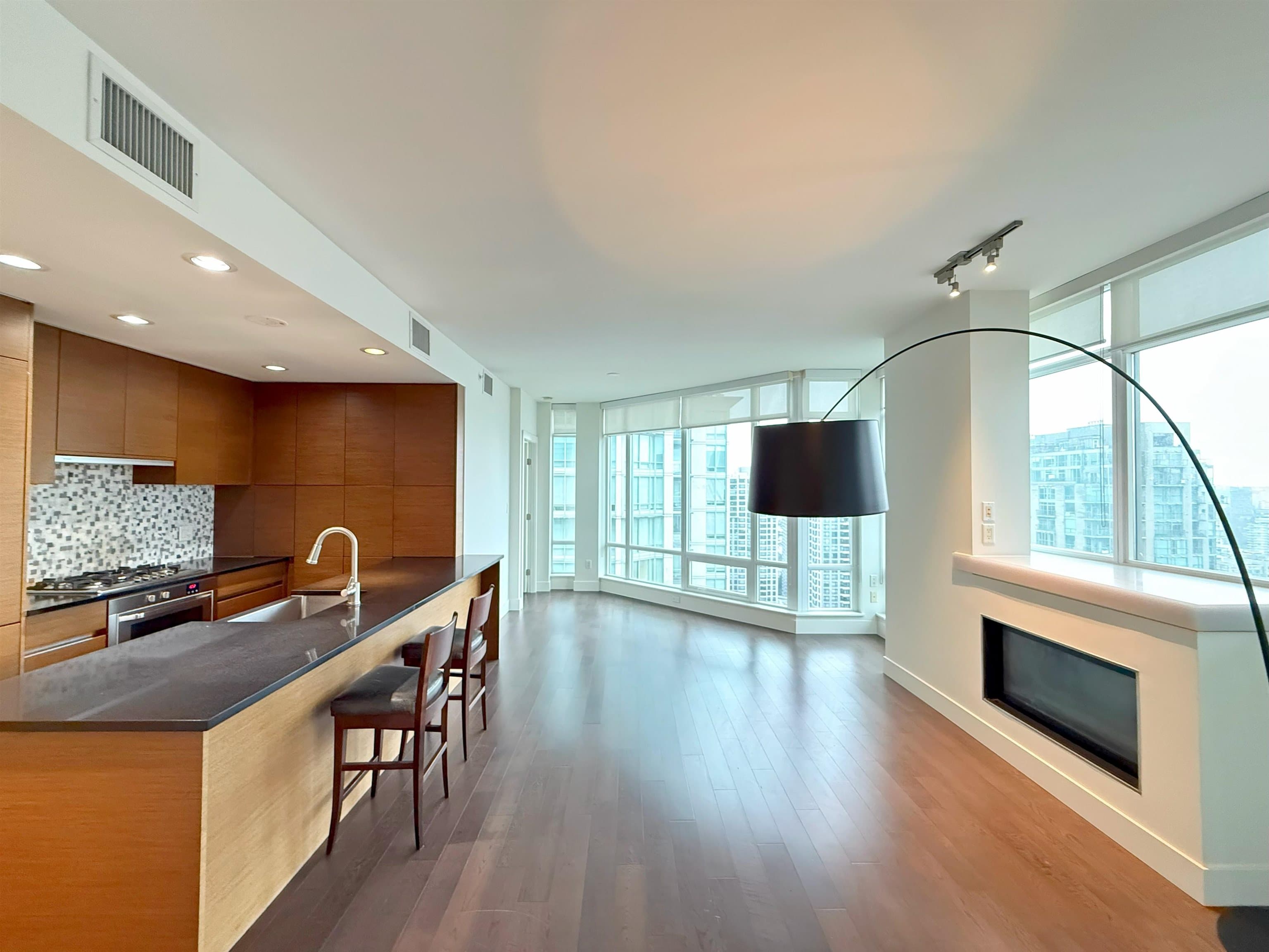 2701 - 565 Smithe Street, Vancouver, V6B 0E4 — photo 4