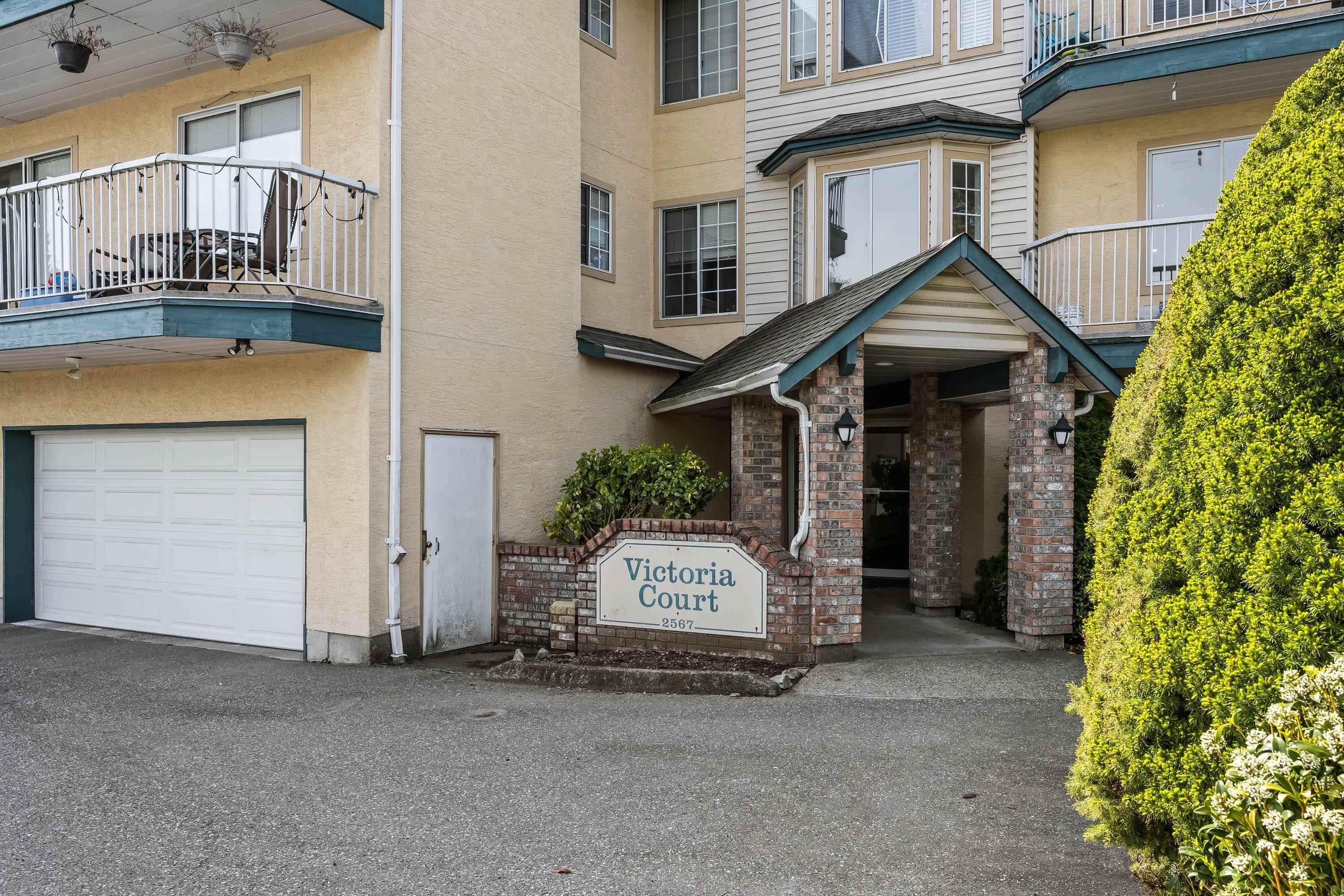202 - 2567 Victoria Street, Abbotsford, V2T 2T4 — photo 2