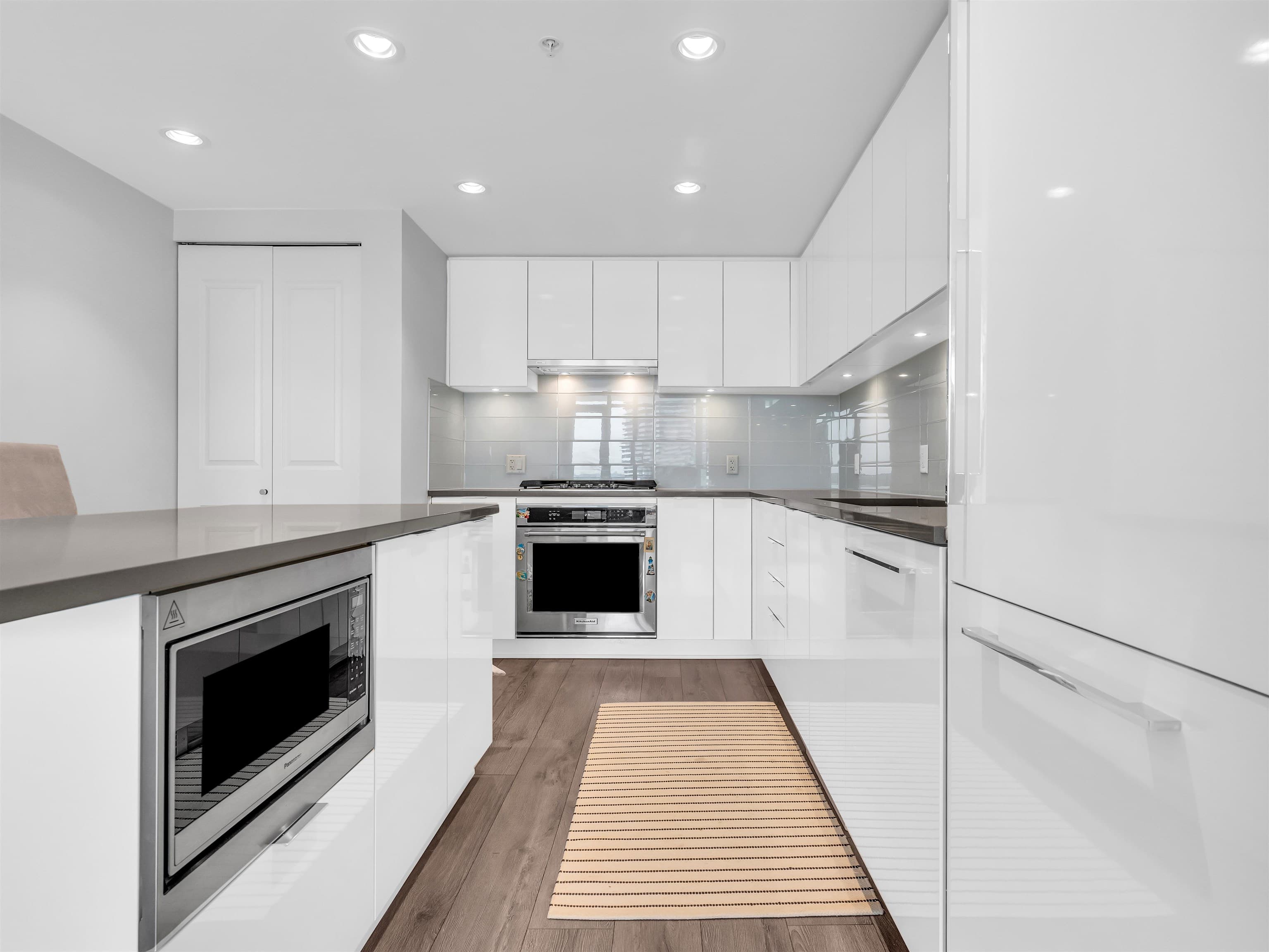 1001 - 2388 Madison Avenue, Burnaby, V5C 0K8 — photo 5