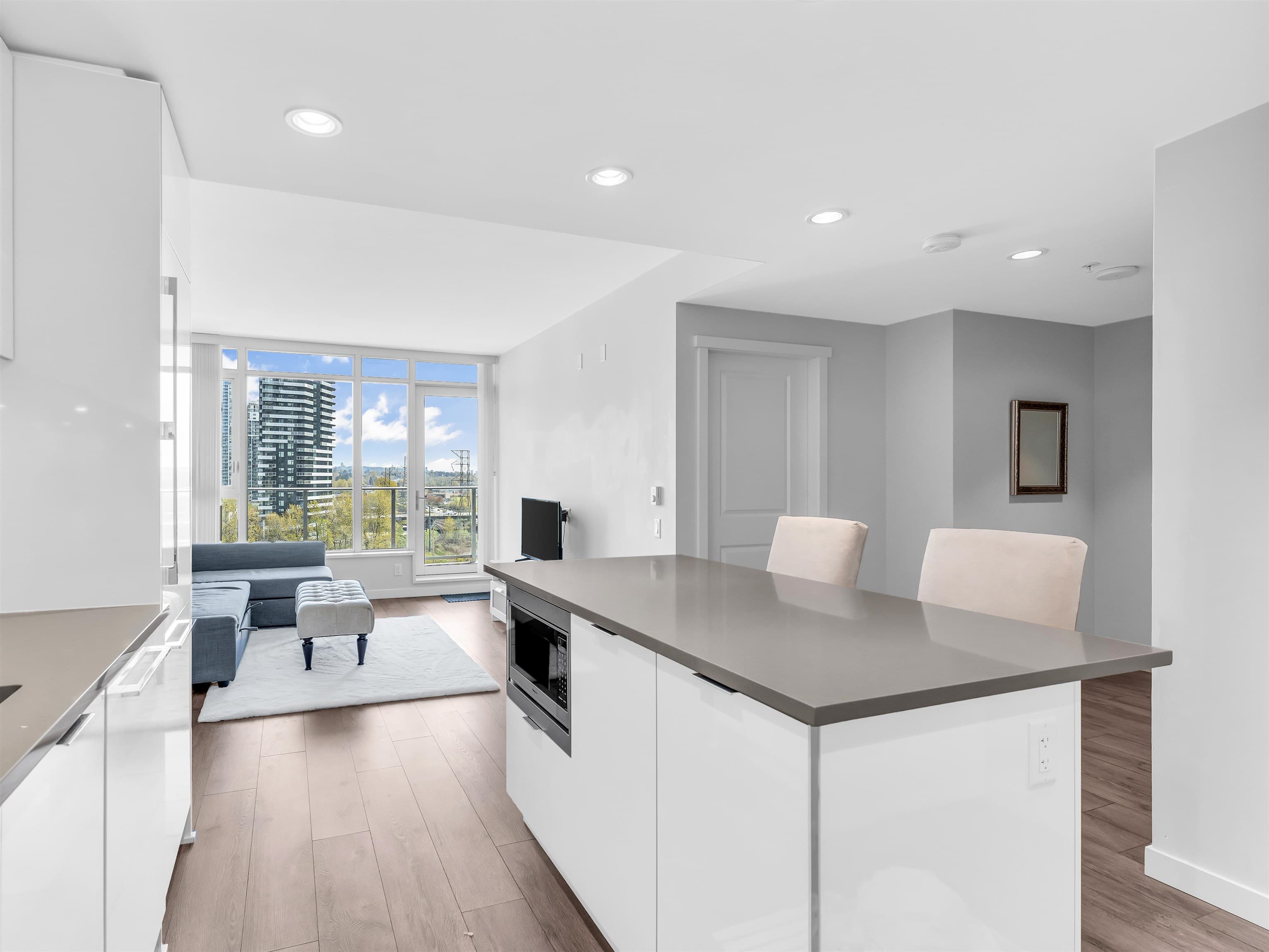 1001 - 2388 Madison Avenue, Burnaby, V5C 0K8 — photo 4