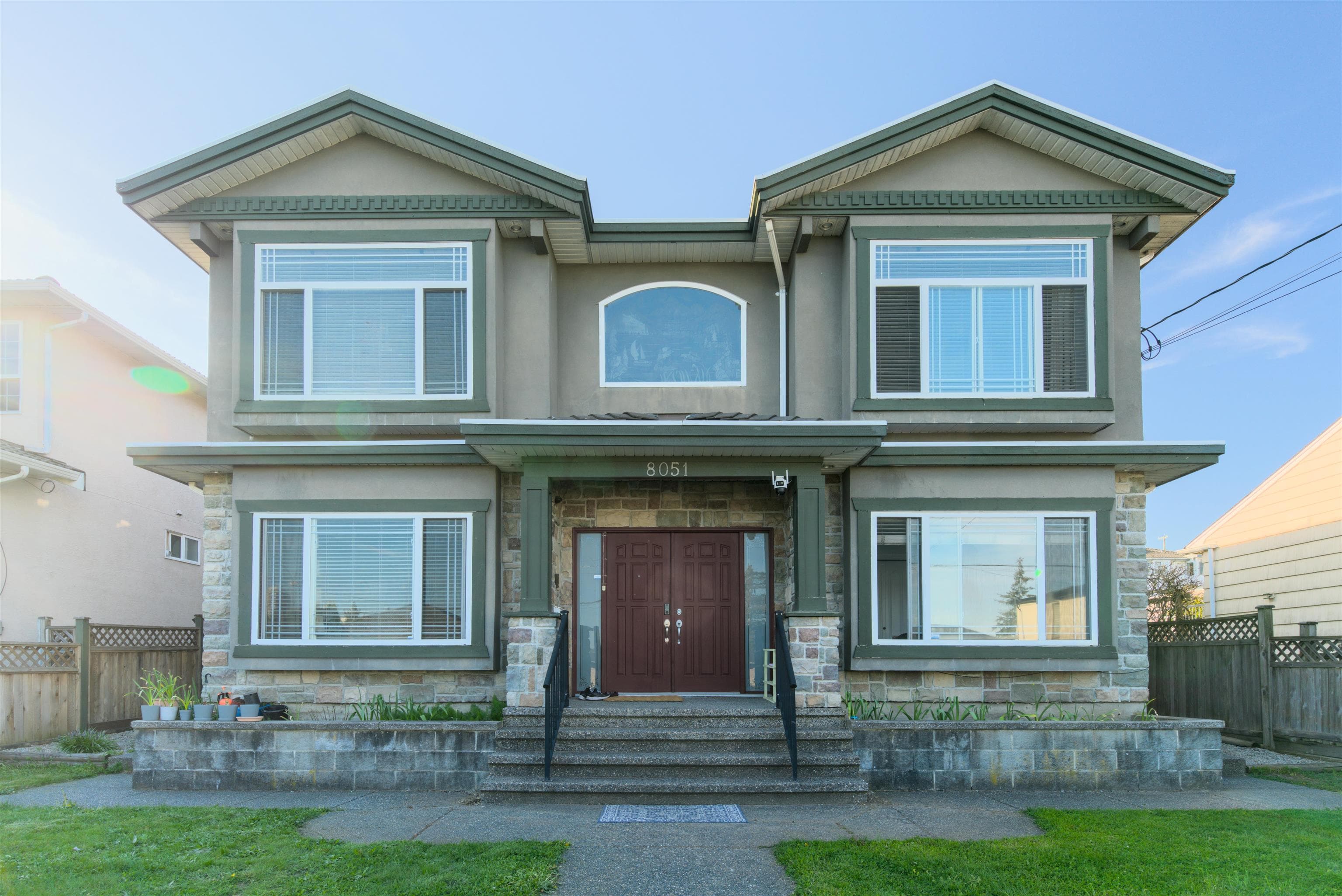 8051 11th Avenue, Burnaby
