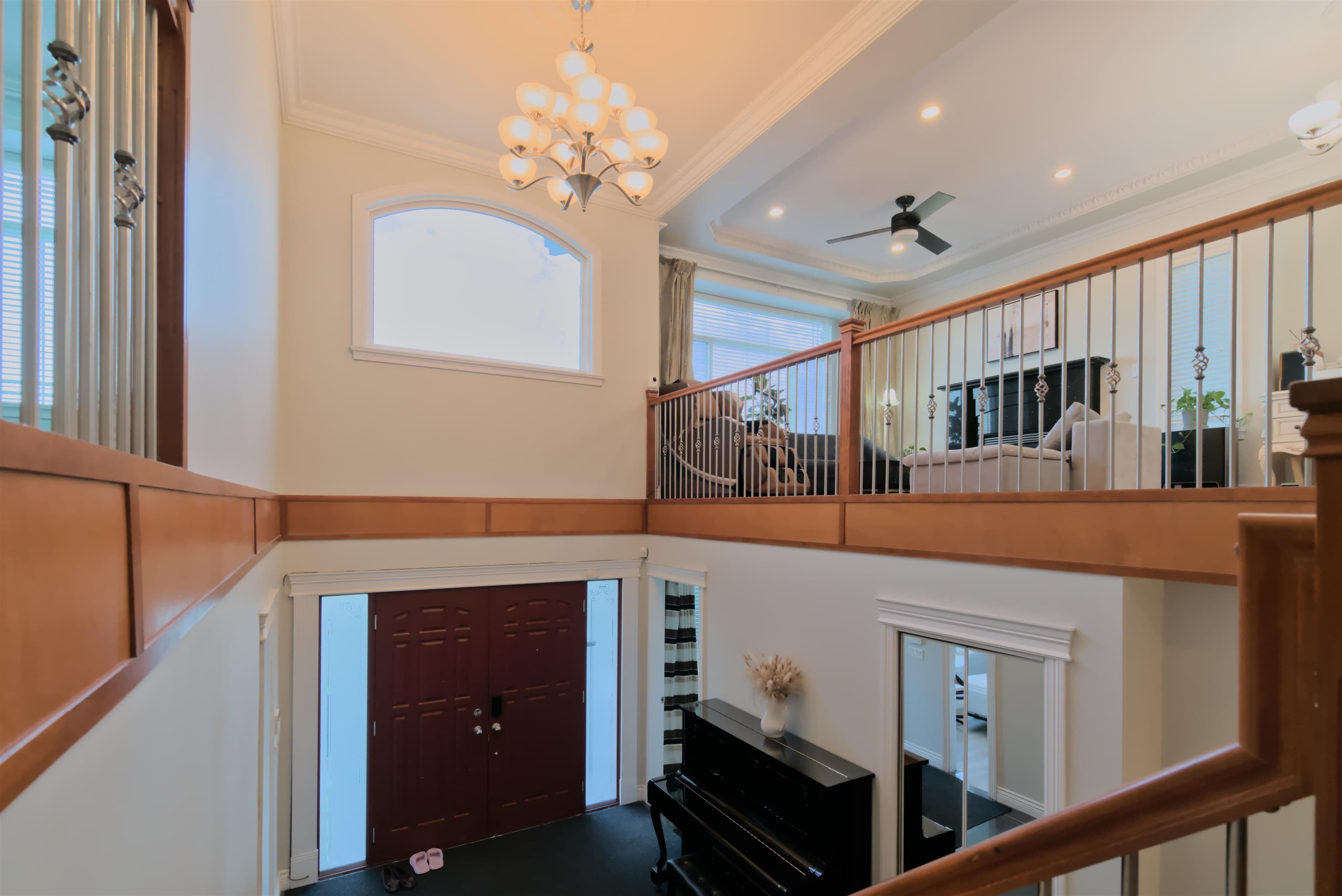8051 11th Avenue, Burnaby, V3N 2N8 — photo 5