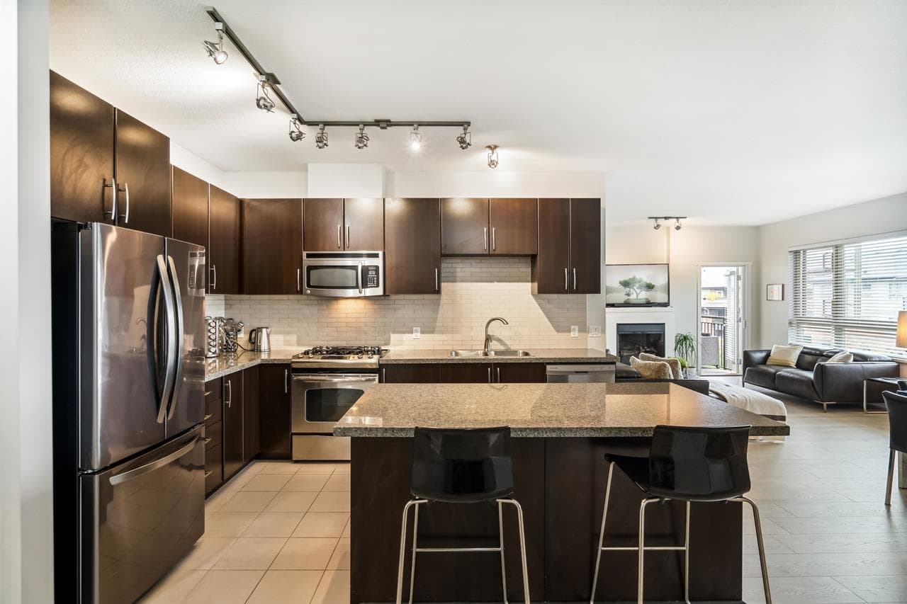 413 - 701 Klahanie Drive, Port Moody, V3H 5L6 — photo 4