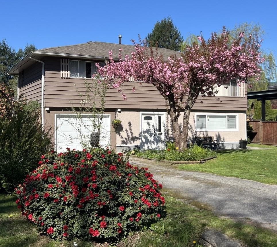 3745 Cedar Drive, Port Coquitlam, V3B 3E1 — photo 2