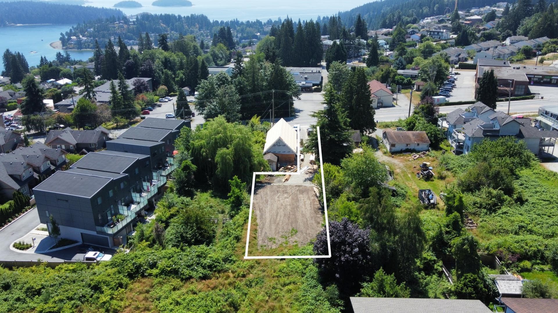 746 Gibsons Way, Gibsons