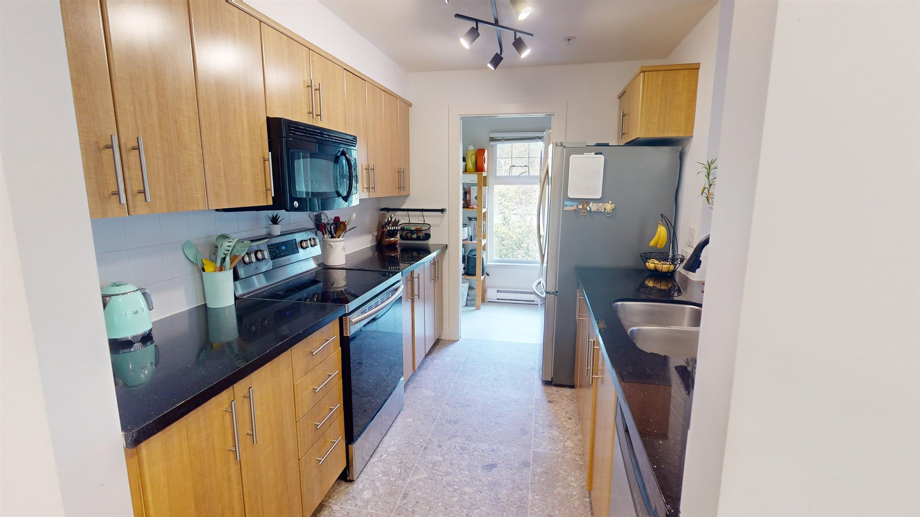 307 - 3240 St Johns Street, Port Moody, V3H 0C1 — photo 4