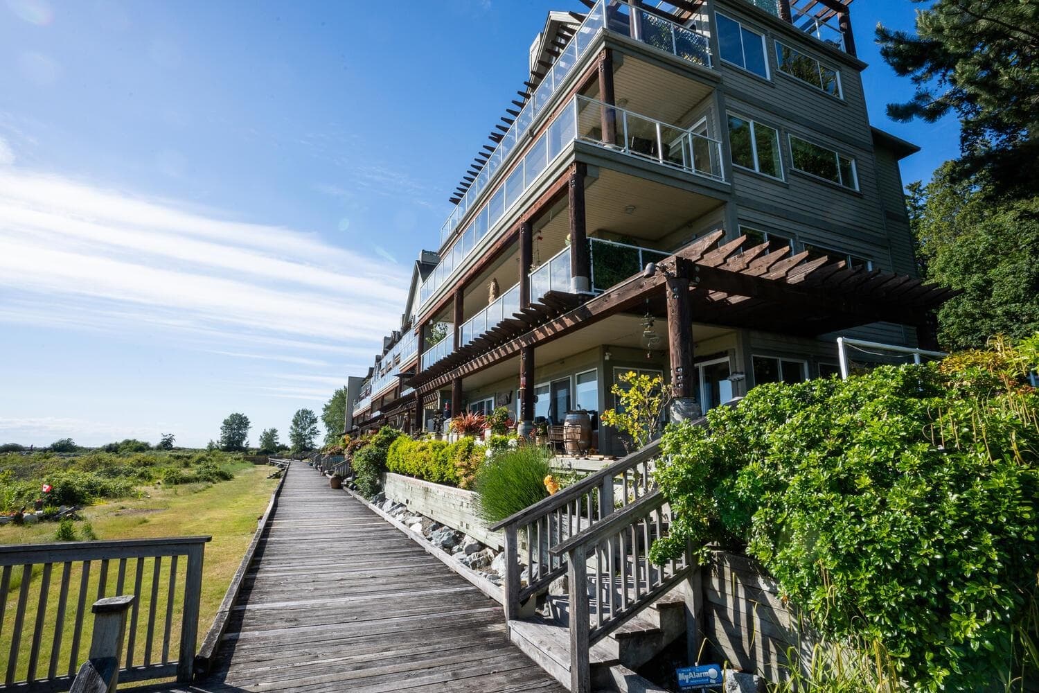 323 - 1120 Tsatsu Shores Drive, Delta, V4M 4G3 — photo 5