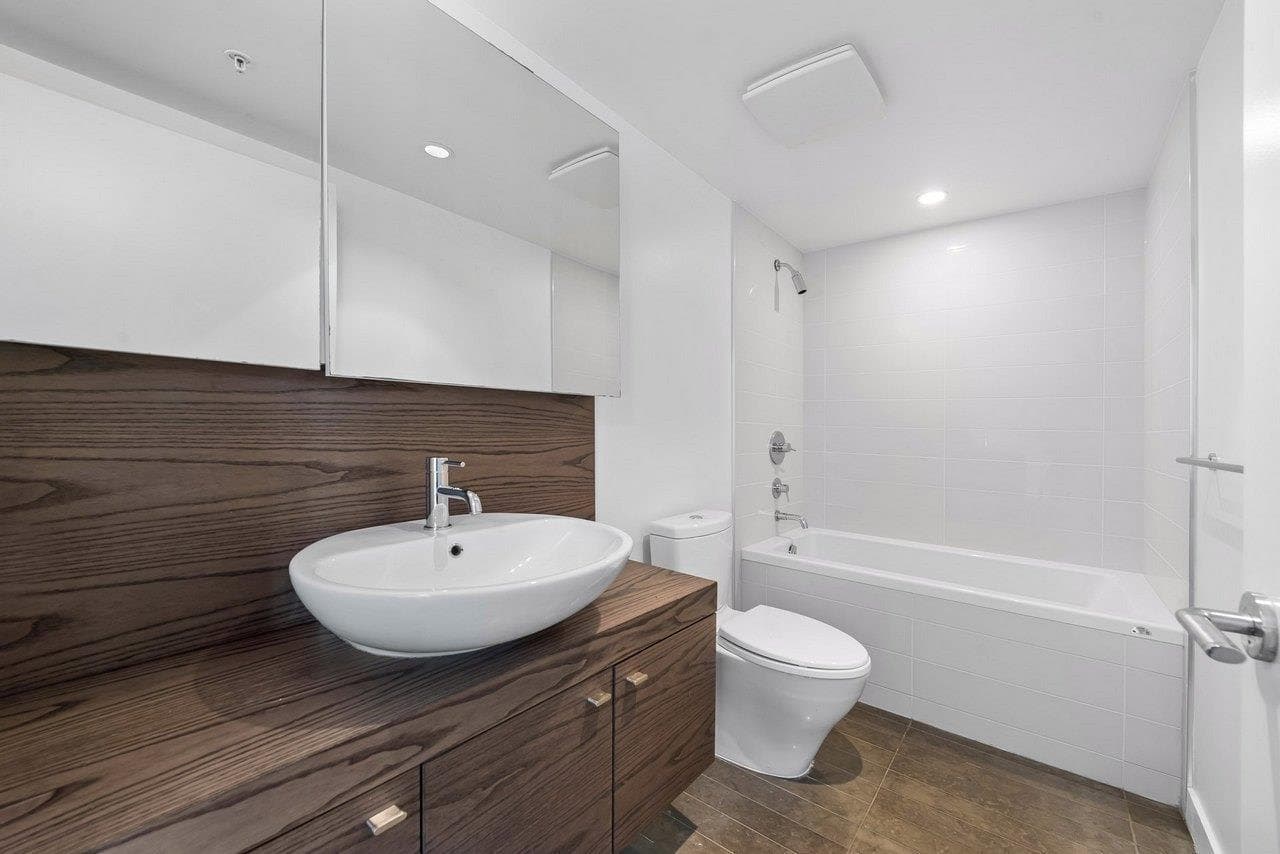 701 - 5782 Berton Avenue, Vancouver, V6S 0C1 — photo 3