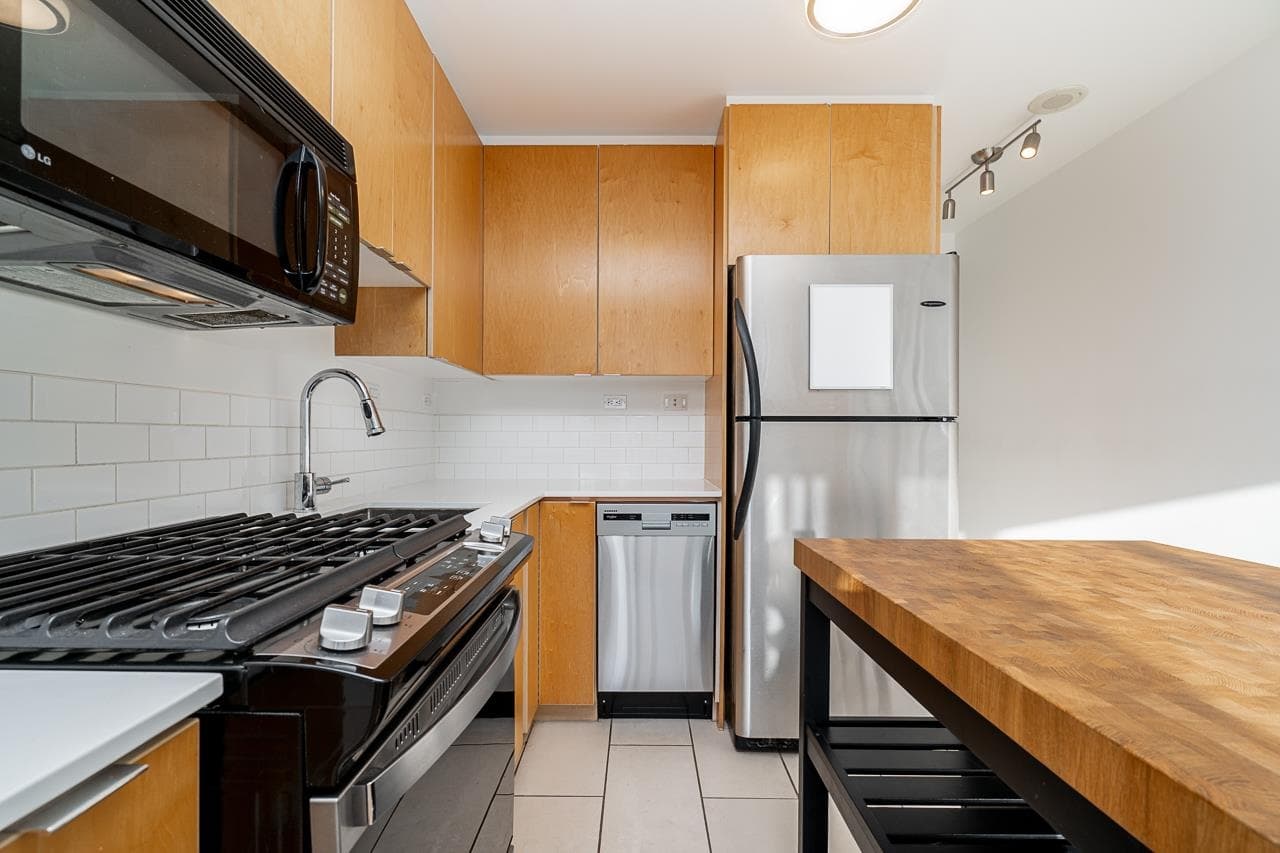 704 - 989 Beatty Street, Vancouver, V6Z 3C2 — photo 5