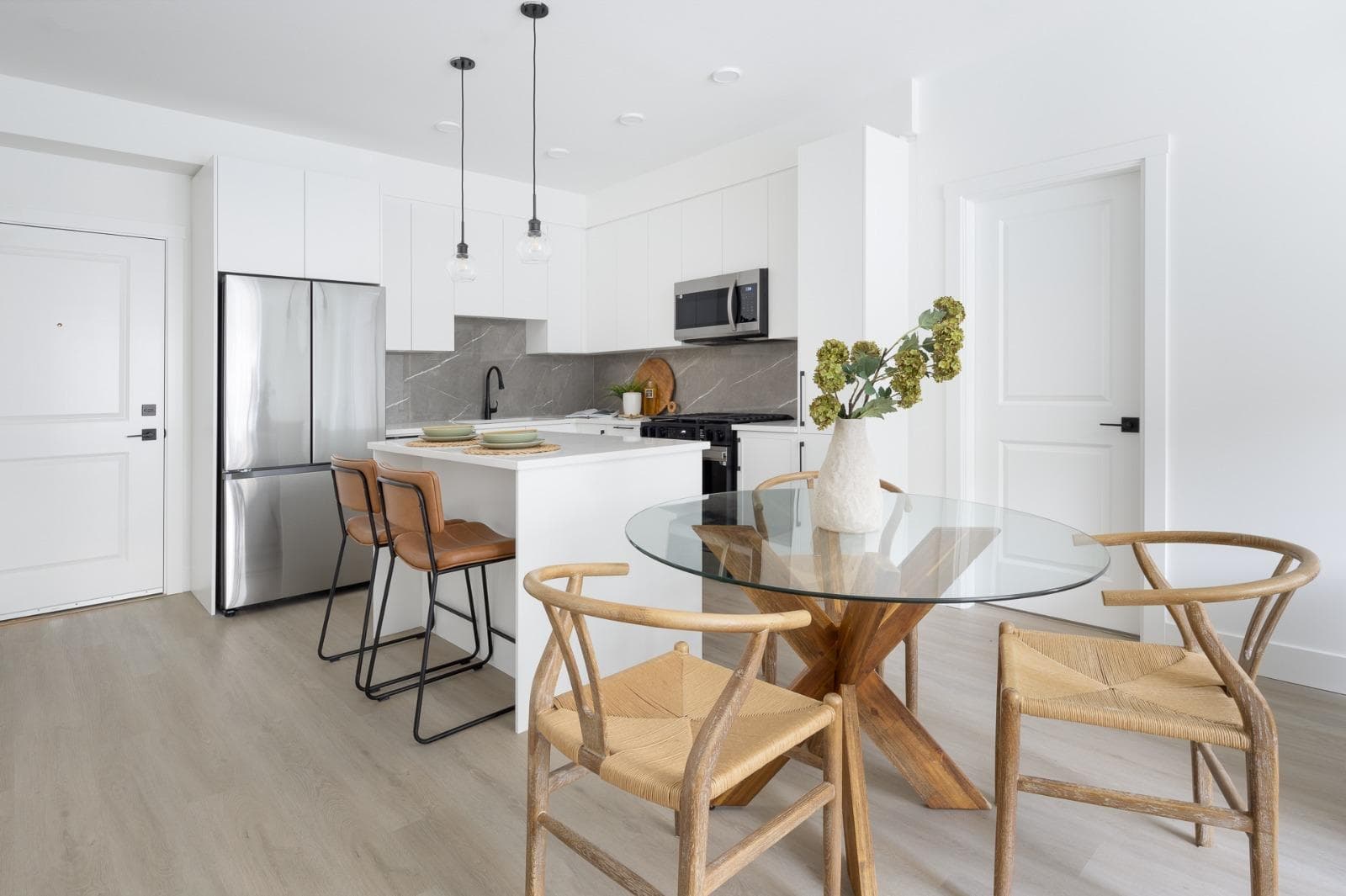 101 - 3465 146a Street, Surrey, V0V 0V0 — photo 3