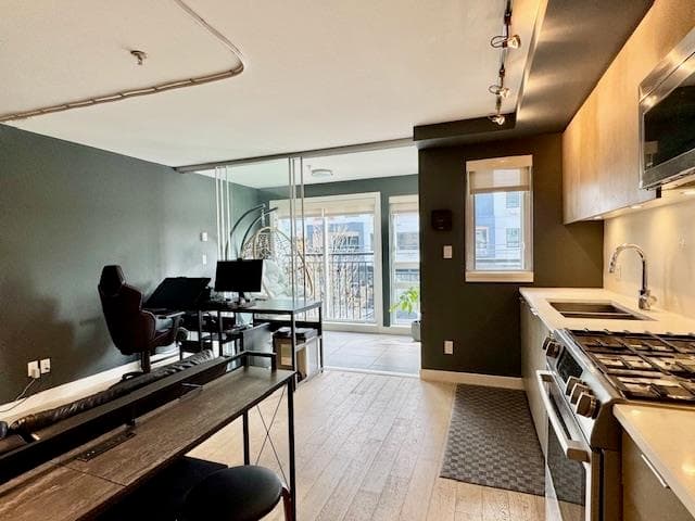 2XX - 5555 Dunbar Street, Vancouver, V6N 1W5 — photo 2