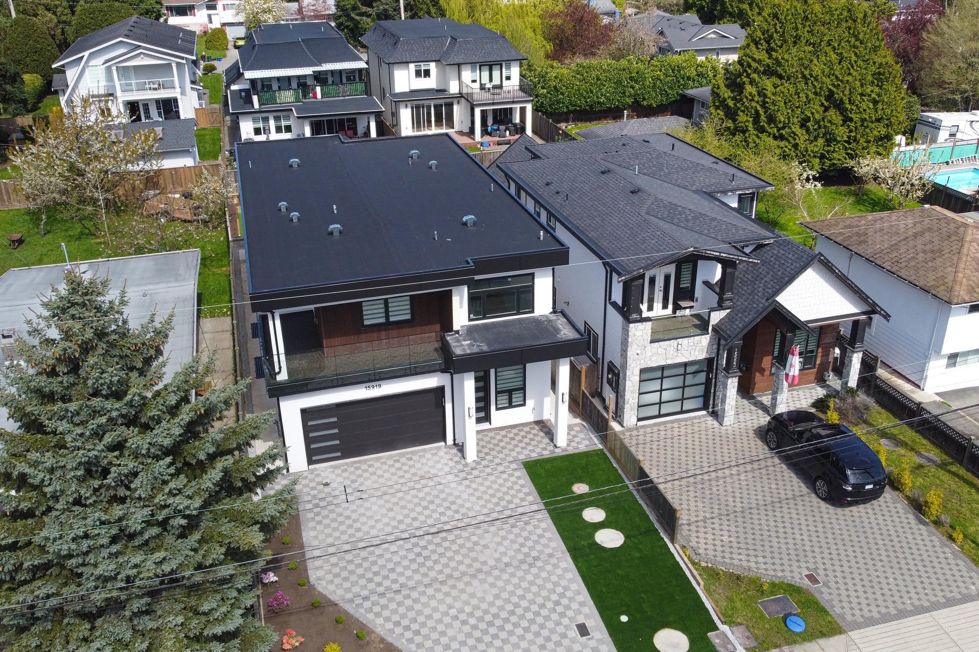 15919 Russell Avenue, White Rock, V4B 2S6 — photo 4