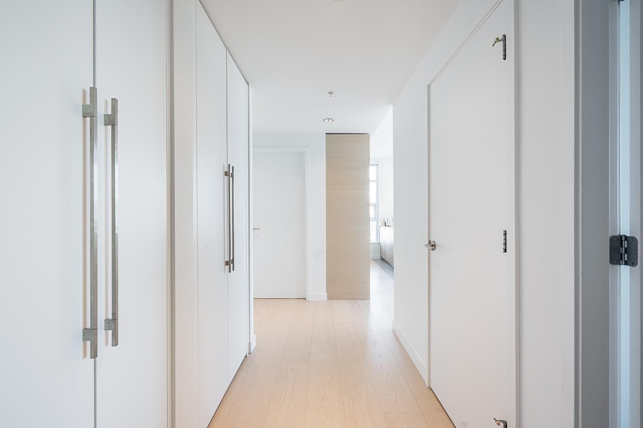 4605 - 1289 Hornby Street, Vancouver, V6Z 0G7 — photo 5