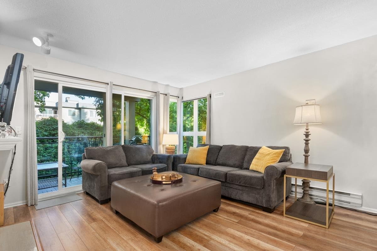 303 - 106 W Kings Road, North Vancouver, V7N 2L8 — photo 5