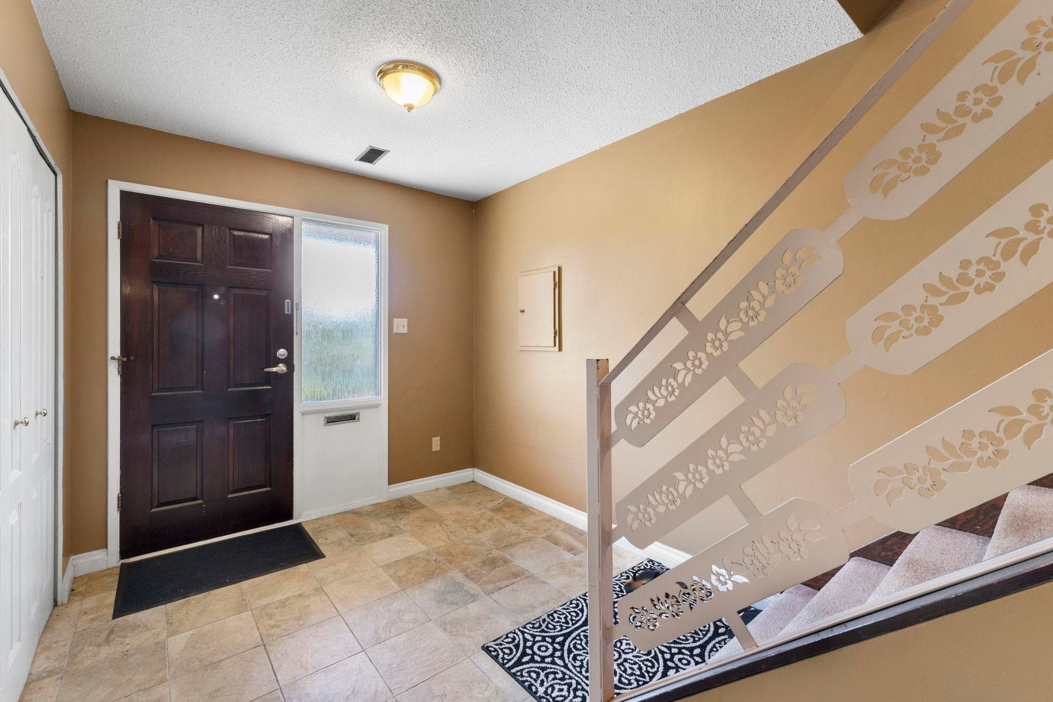 945 Delestre Avenue, Coquitlam, V3K 2G7 — photo 3