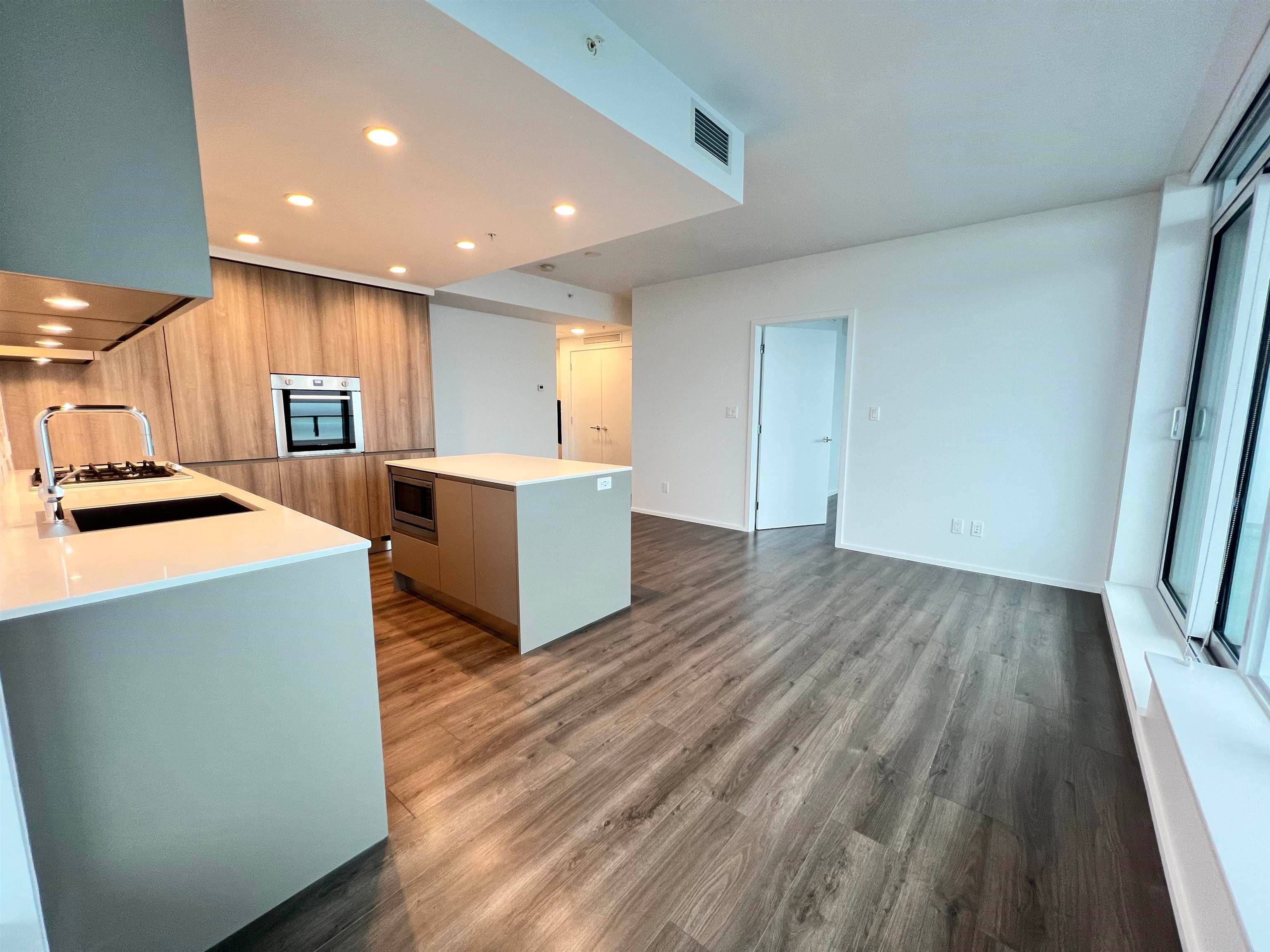 5302 - 3809 Evergreen Place, Burnaby, V3J 0M1 — photo 2