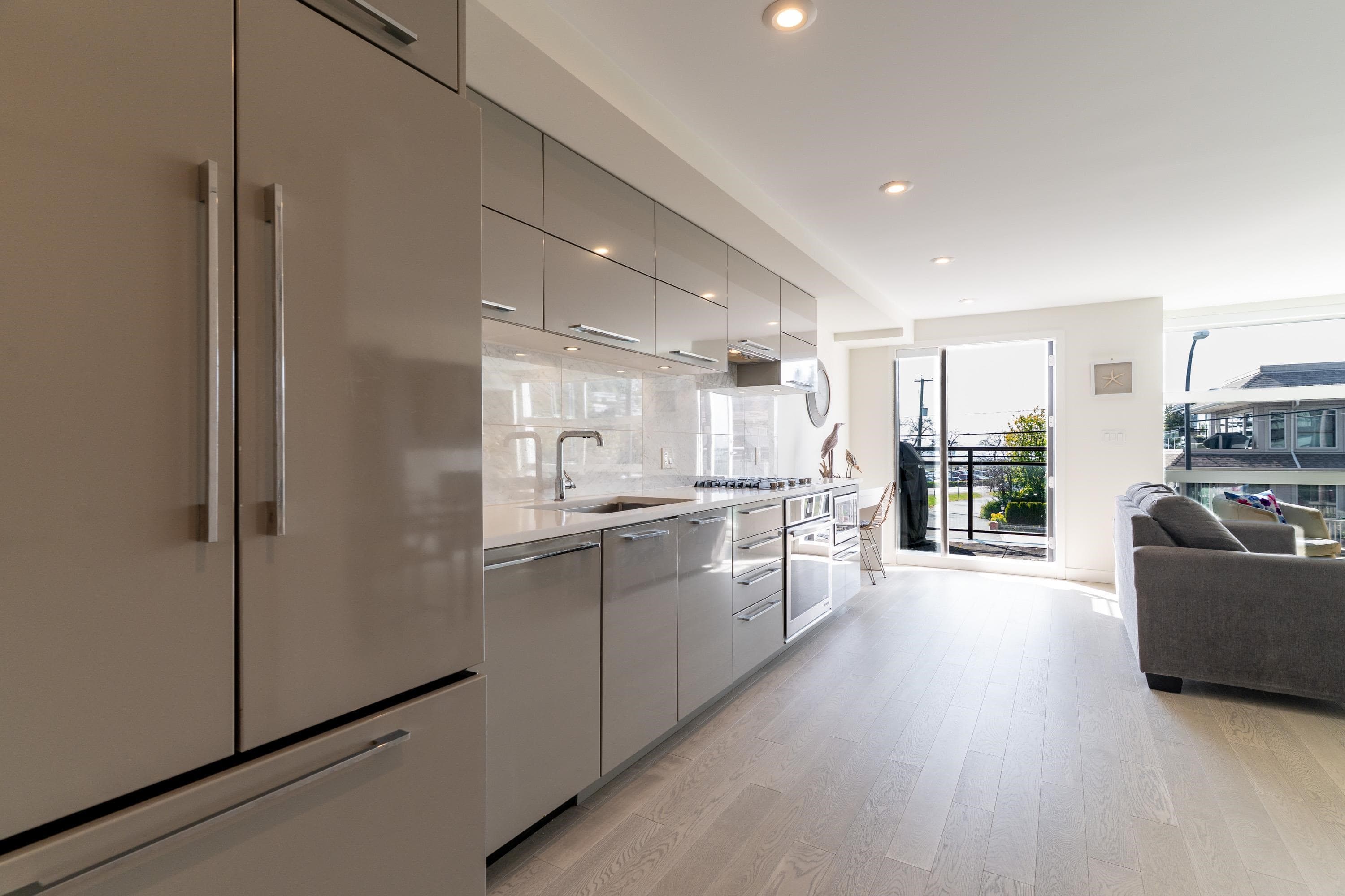 203 - 1160 Oxford Street, White Rock, V4B 0B3 — photo 4