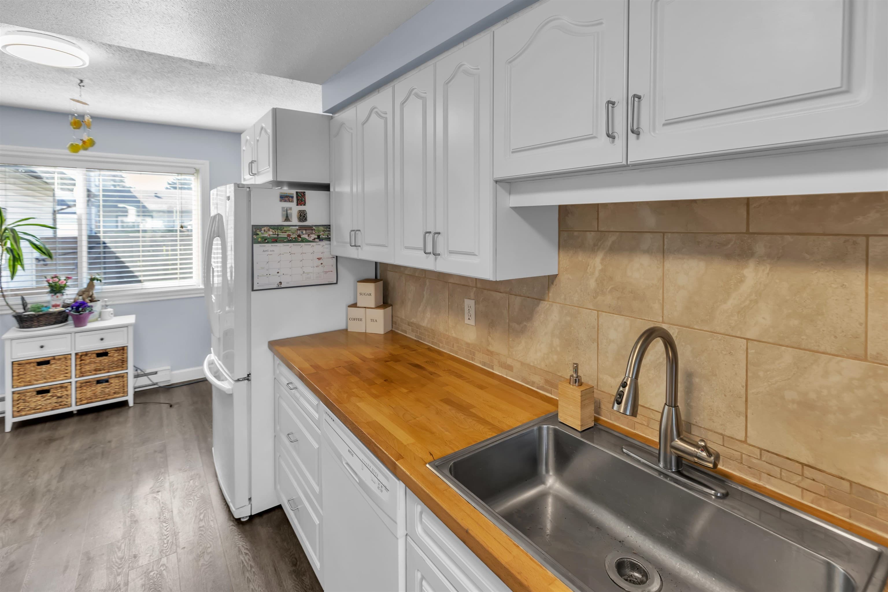 20 - 46689 First Avenue, Chilliwack, V2P 1X5 — photo 4