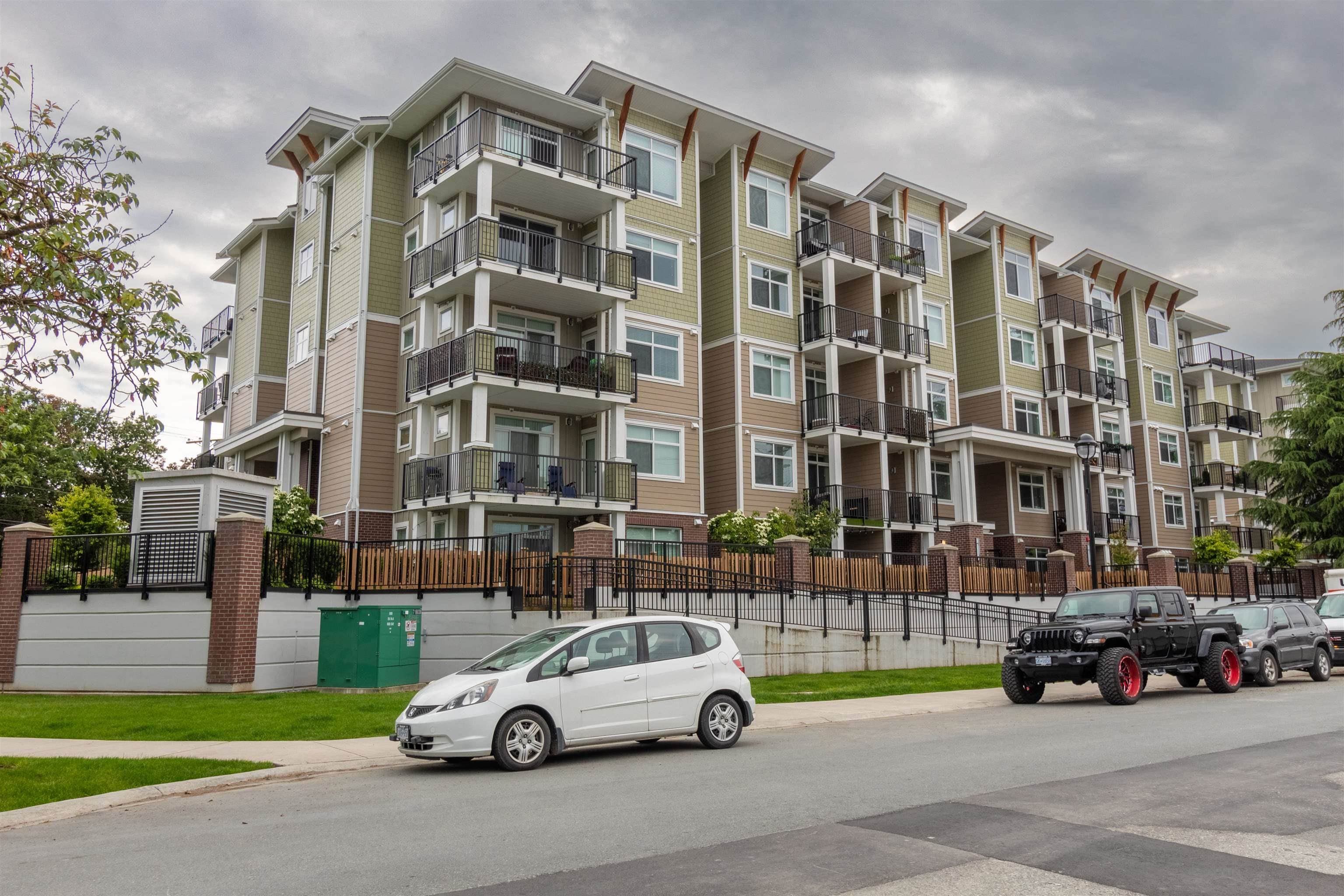 217 - 20696 Eastleigh Crescent, Langley, V3A 0M3 — photo 2