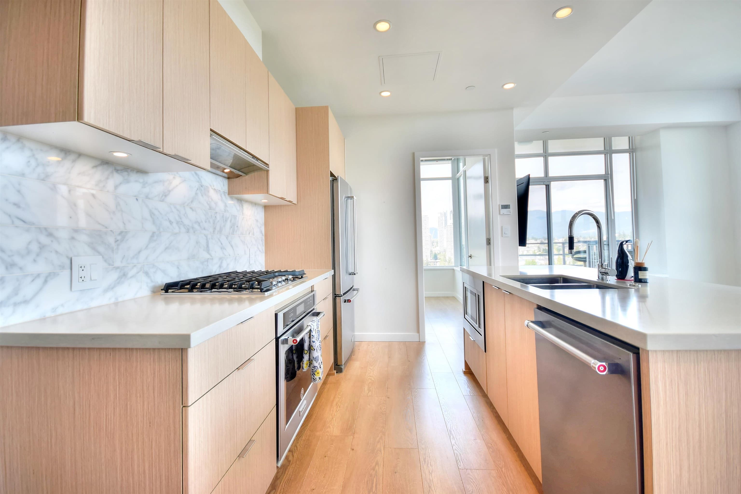 2802 - 530 Whiting Way, Coquitlam, V3J 0J4 — photo 2
