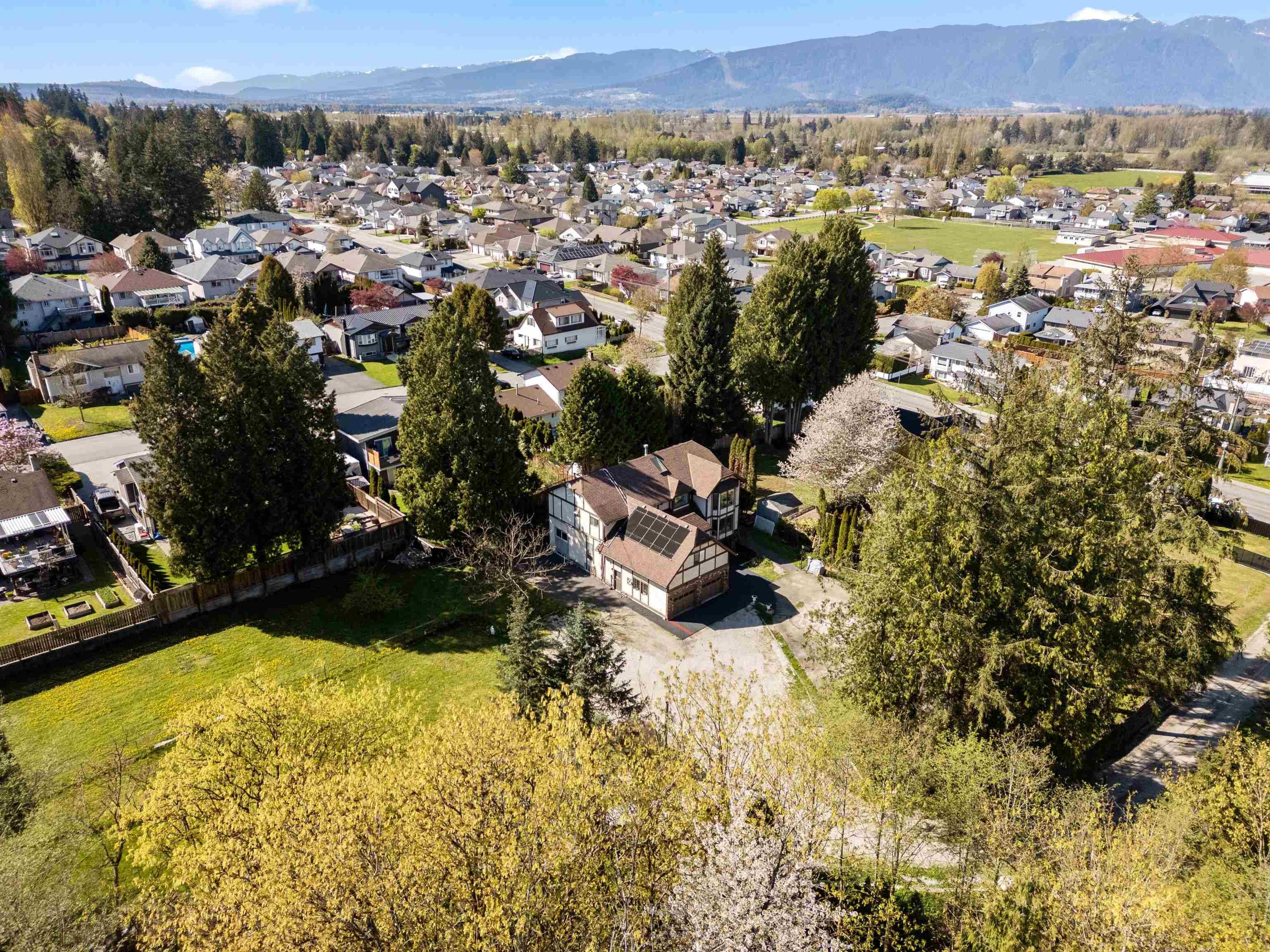 22178 124 Avenue, Maple Ridge, V2X 4J3 — photo 4