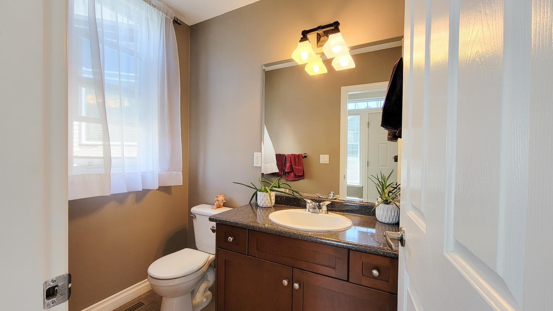 30 - 33925 Araki Court, Mission, V2V 7R5 — photo 4