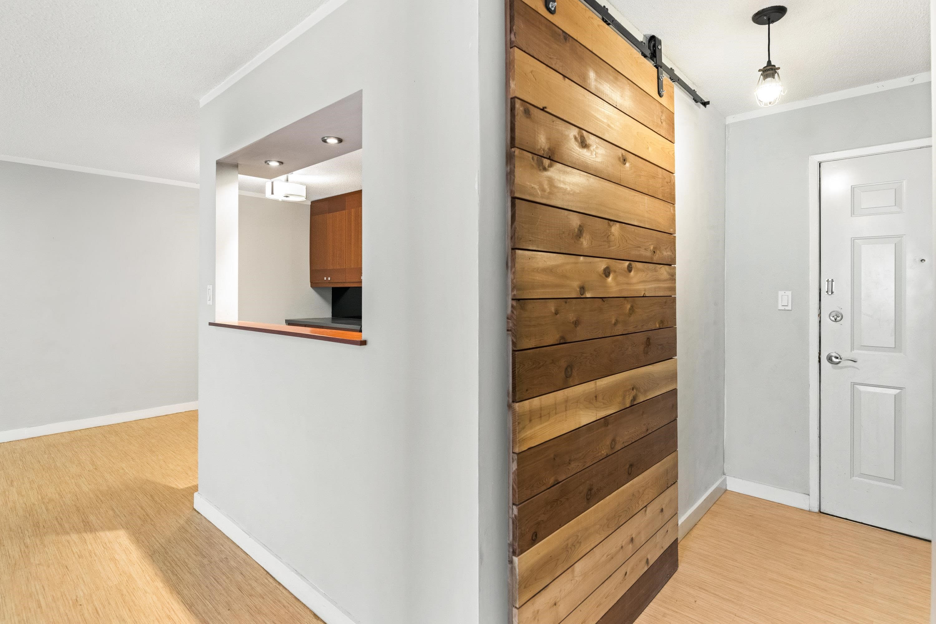 204 - 780 Premier Street, North Vancouver, V7J 2G8 — photo 3