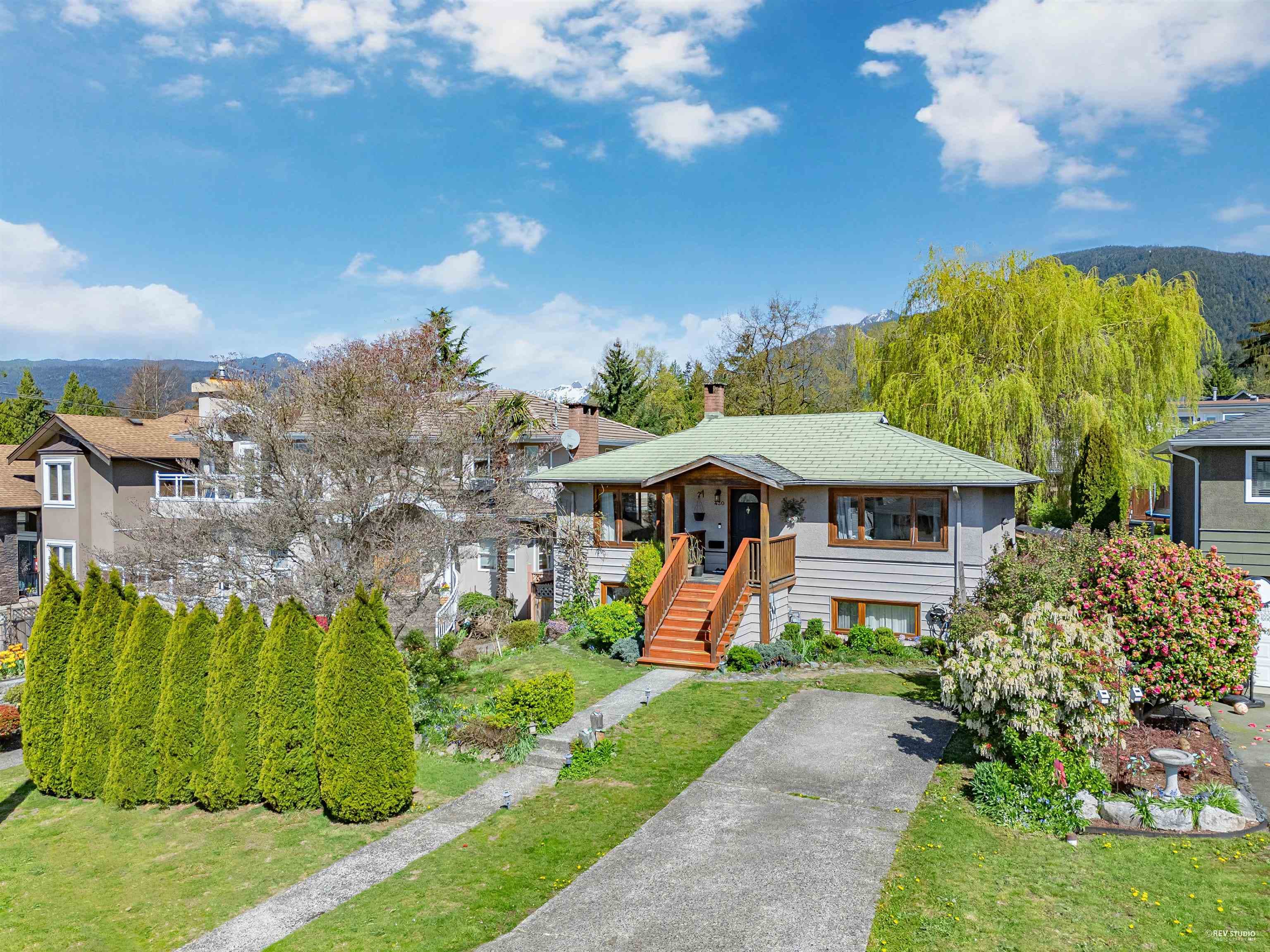 430 W Kings Road, North Vancouver