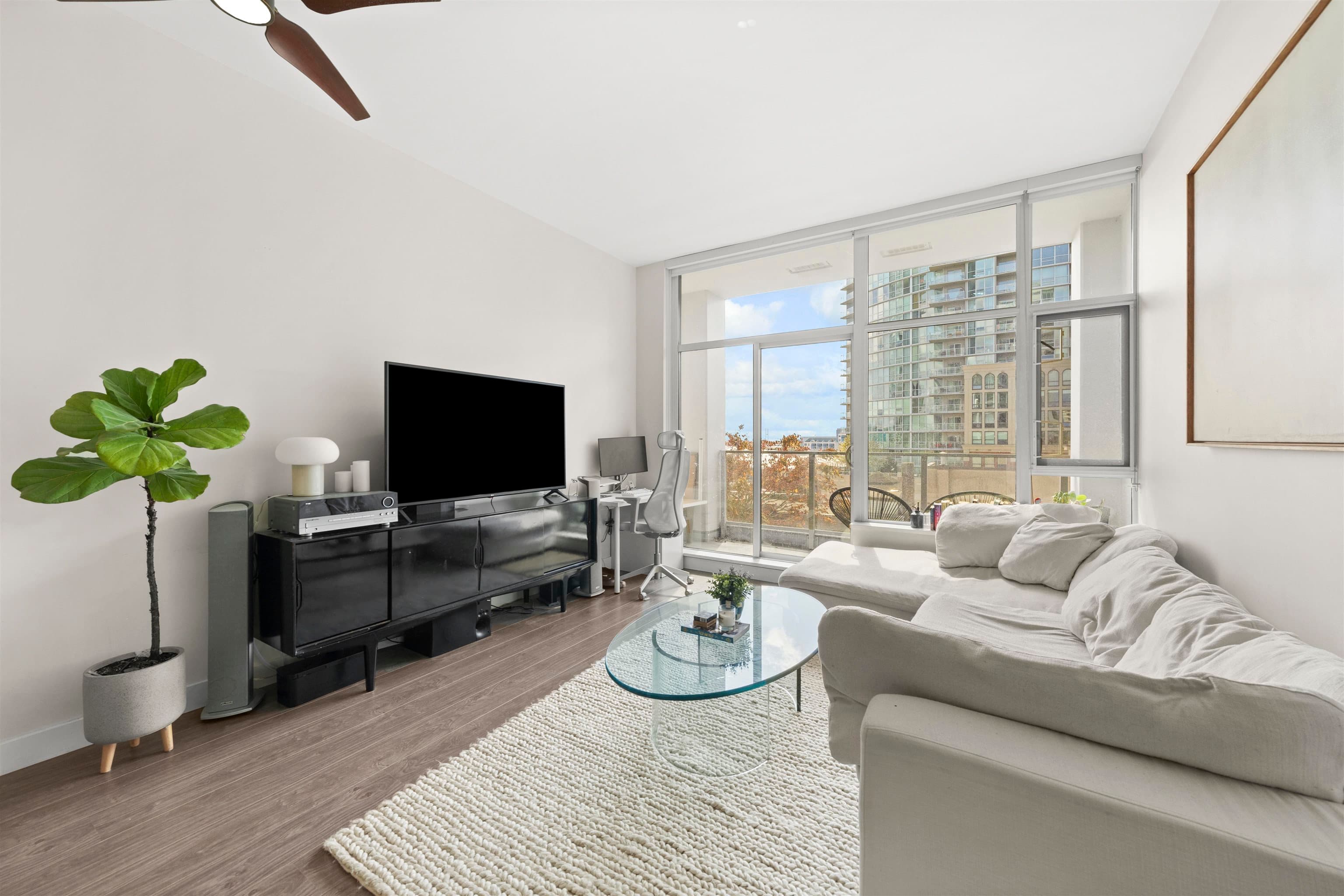 601 - 668 Columbia Street, New Westminster, V3M 1A9 — photo 4