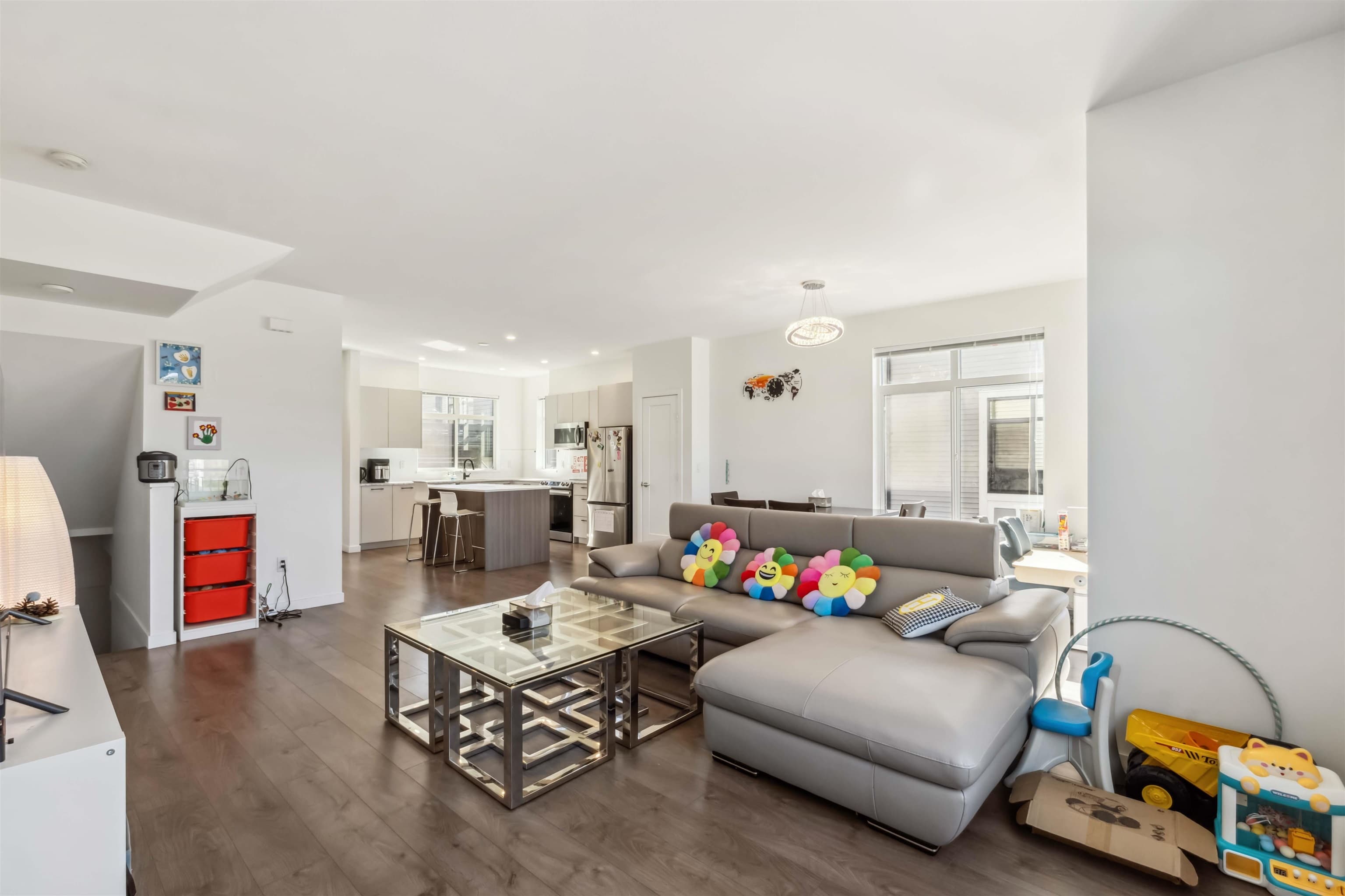 58 - 15255 Sitka Drive, Surrey, V5S 0B1 — photo 2