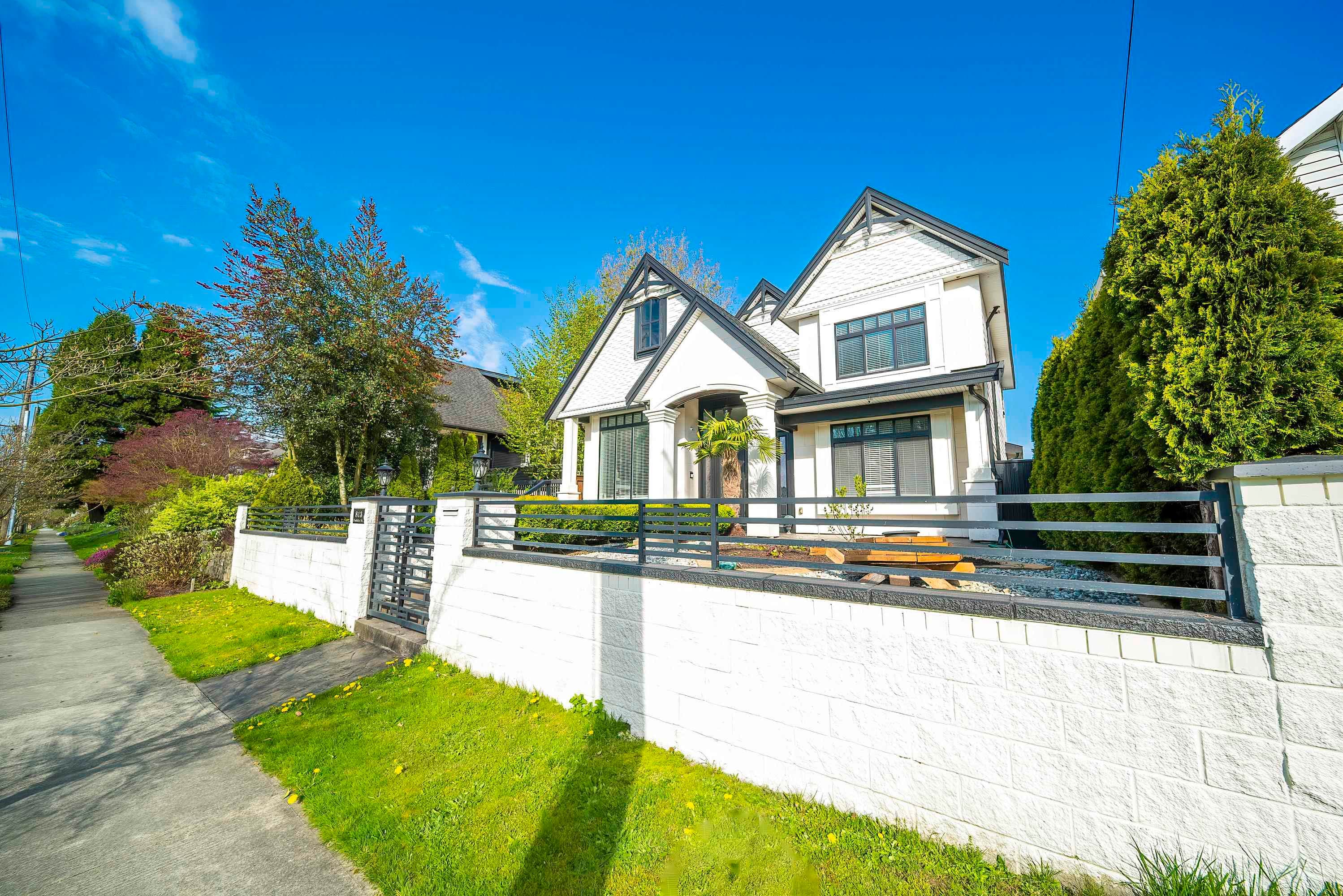 813 Dublin Street, New Westminster