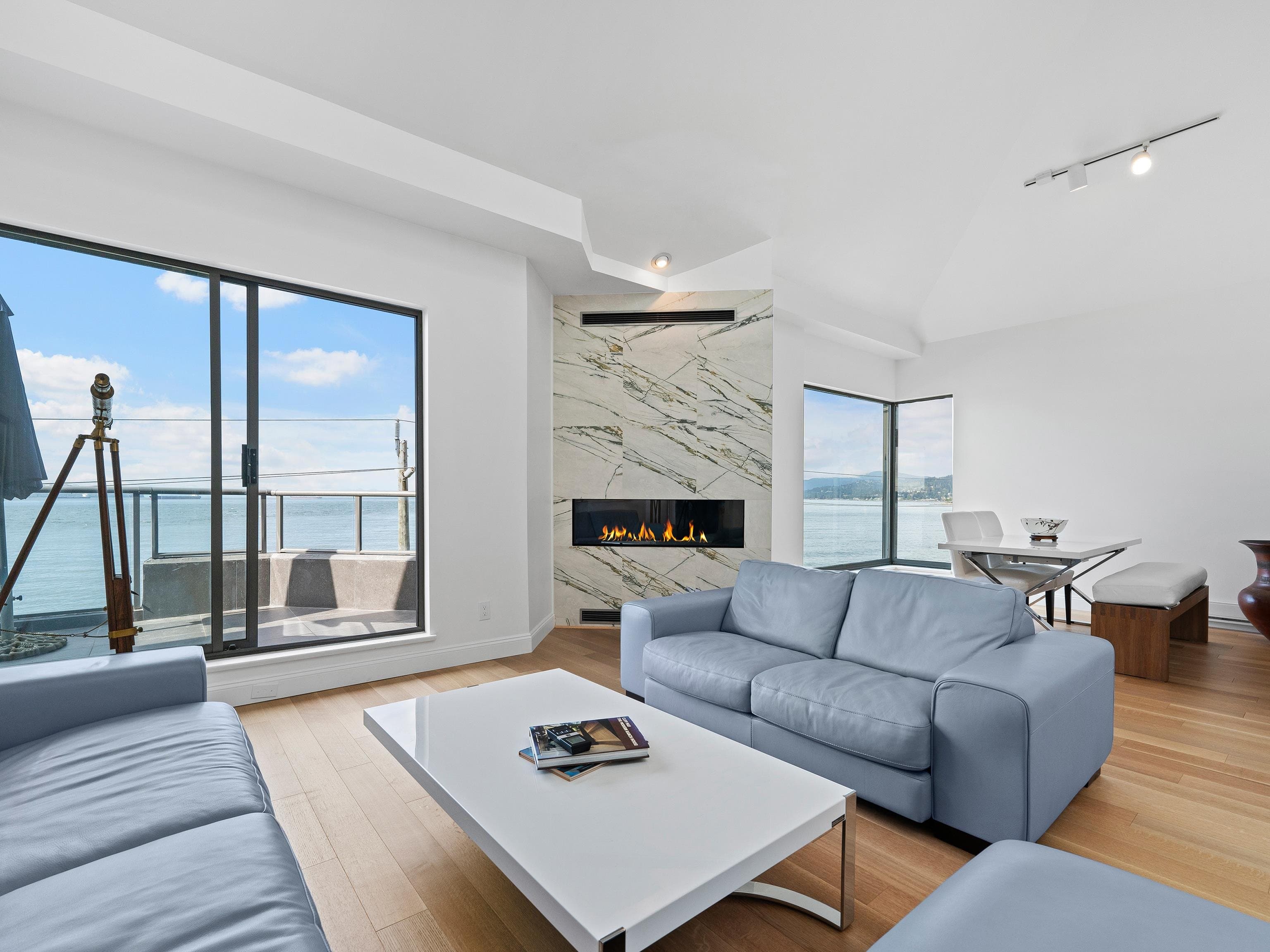 303 - 2190 Argyle Avenue, West Vancouver, V7V 1A4 — photo 5