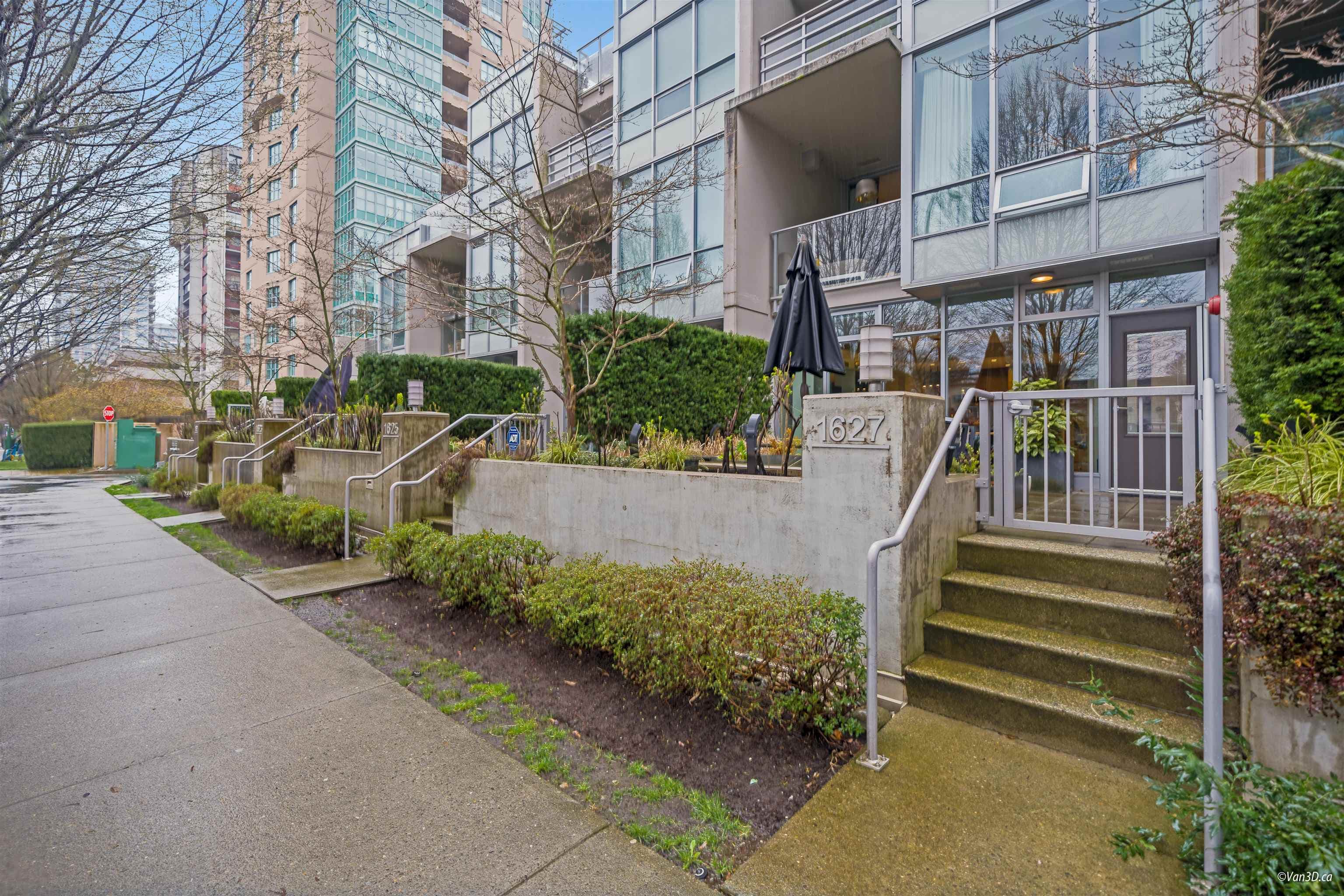 1627 Eastern Avenue, North Vancouver, V7L 0C4 — photo 3