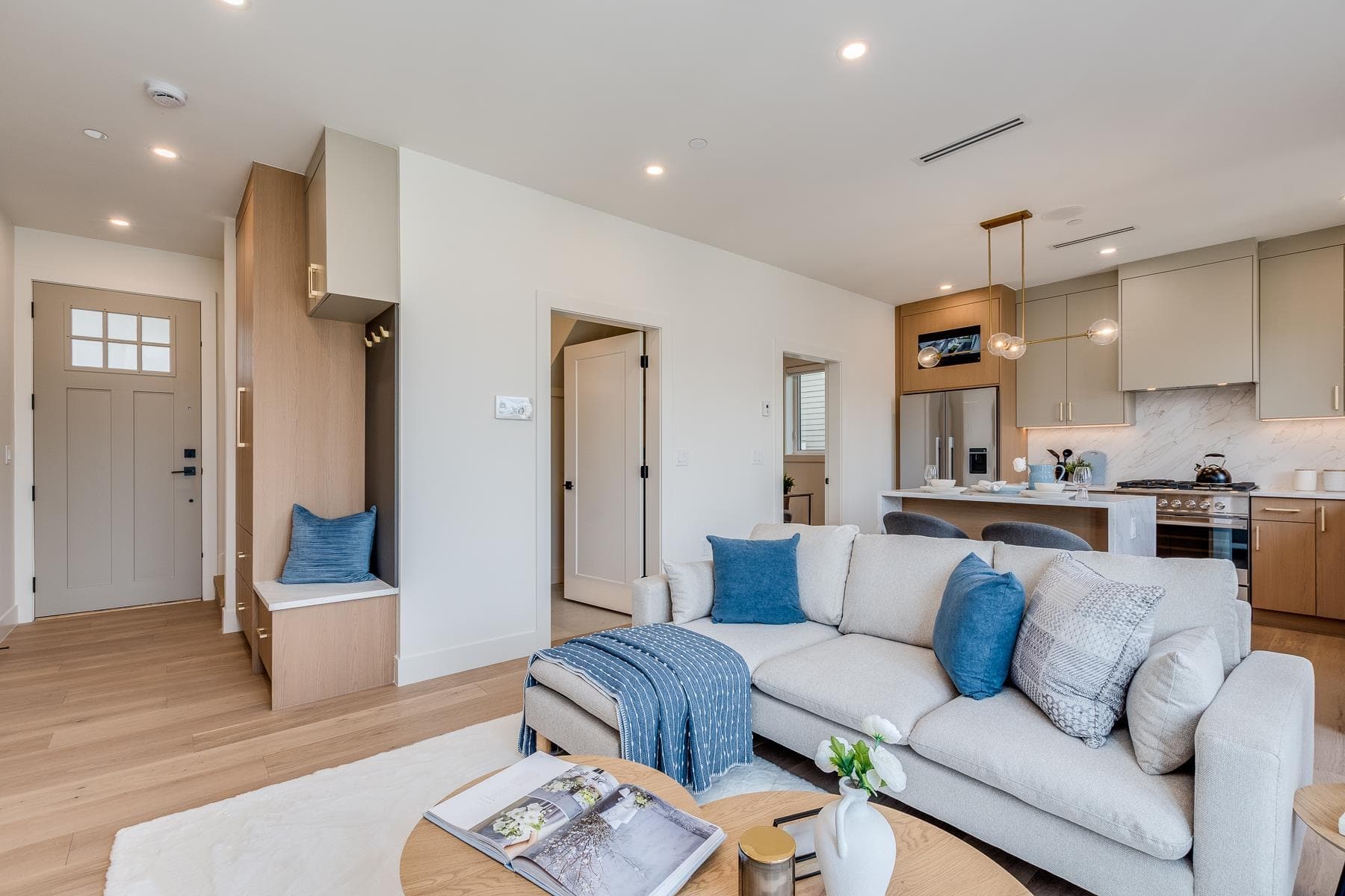 2263 E 35th Avenue, Vancouver, V5P 1C1 — photo 3