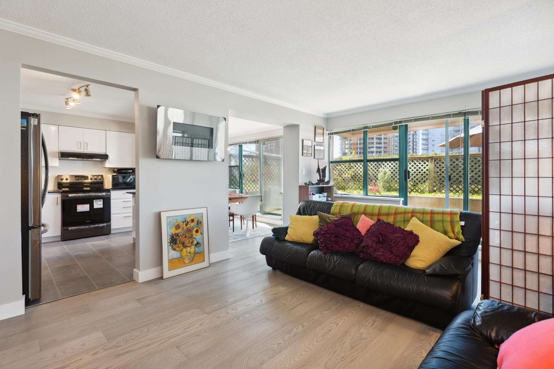 201 - 1555 Eastern Avenue, North Vancouver, V7L 3G2 — photo 4