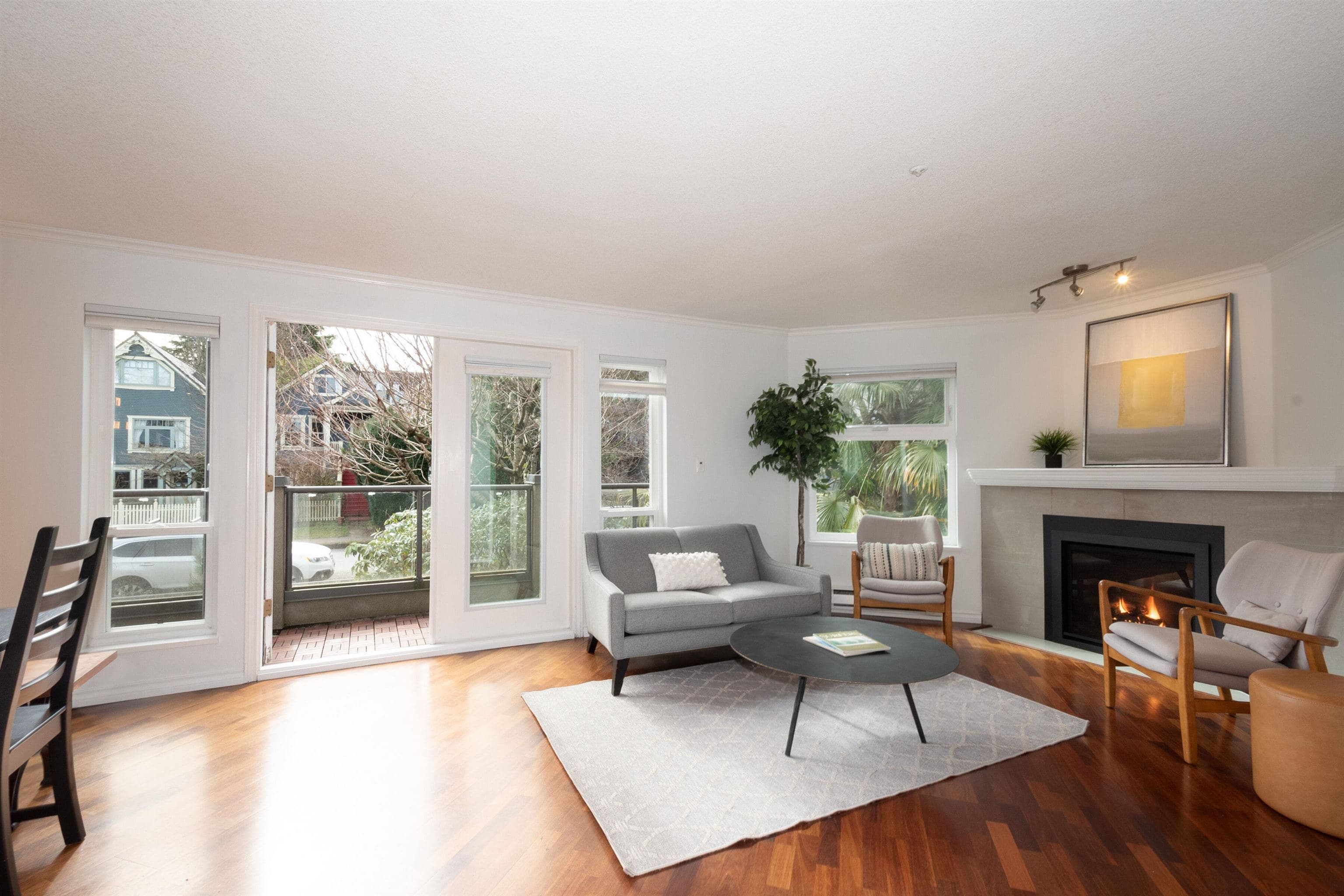202 - 1959 W 2nd Avenue, Vancouver, V6J 1J2 — photo 4