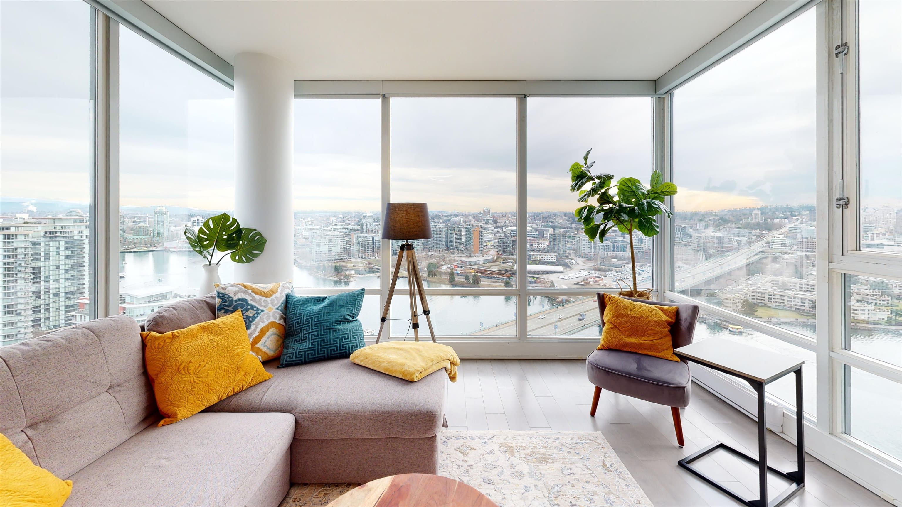 3103 - 1033 Marinaside Crescent, Vancouver, V6Z 3A3 — photo 2