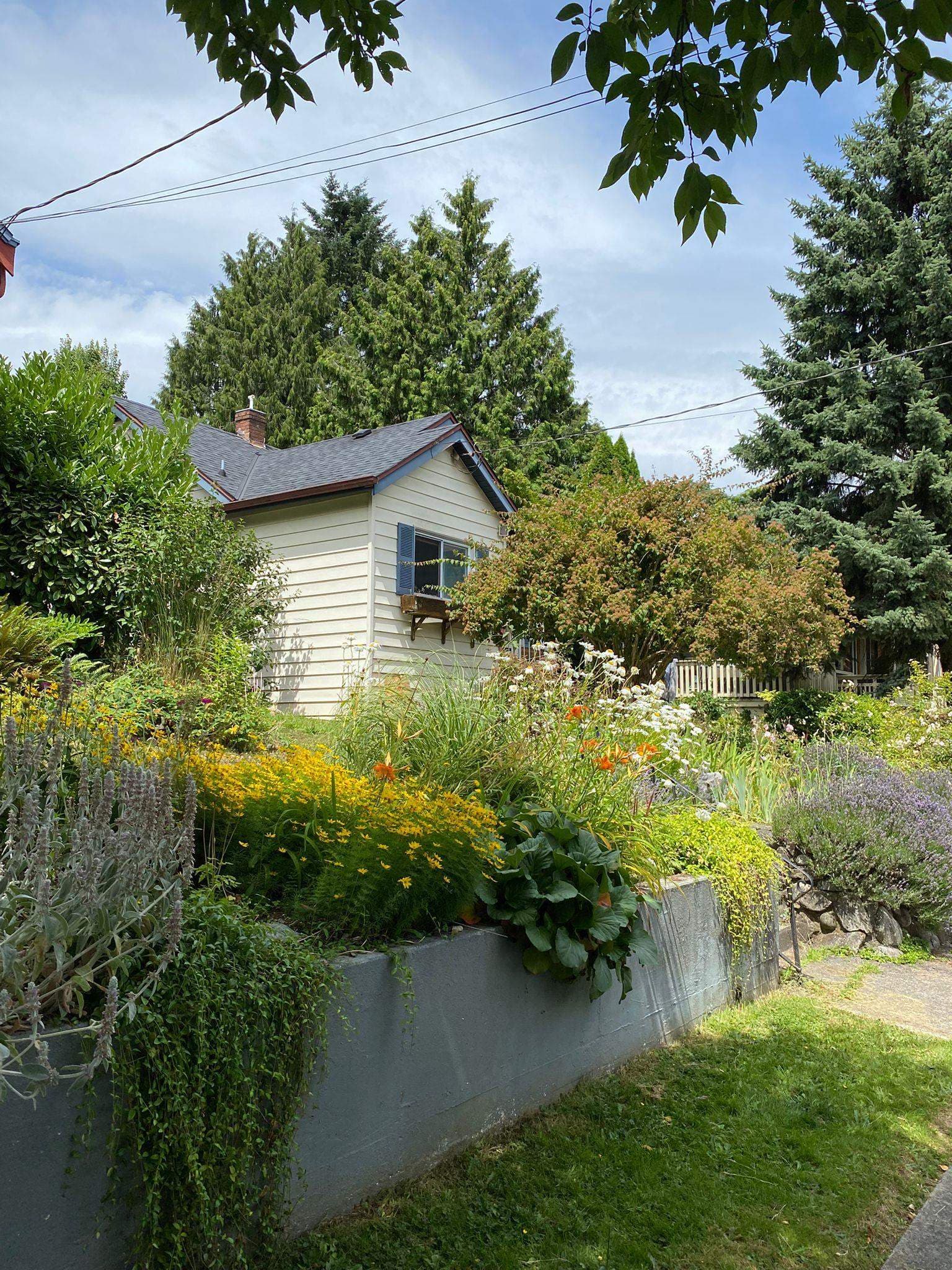 521 Garfield Street, New Westminster, V3L 4A6 — photo 2