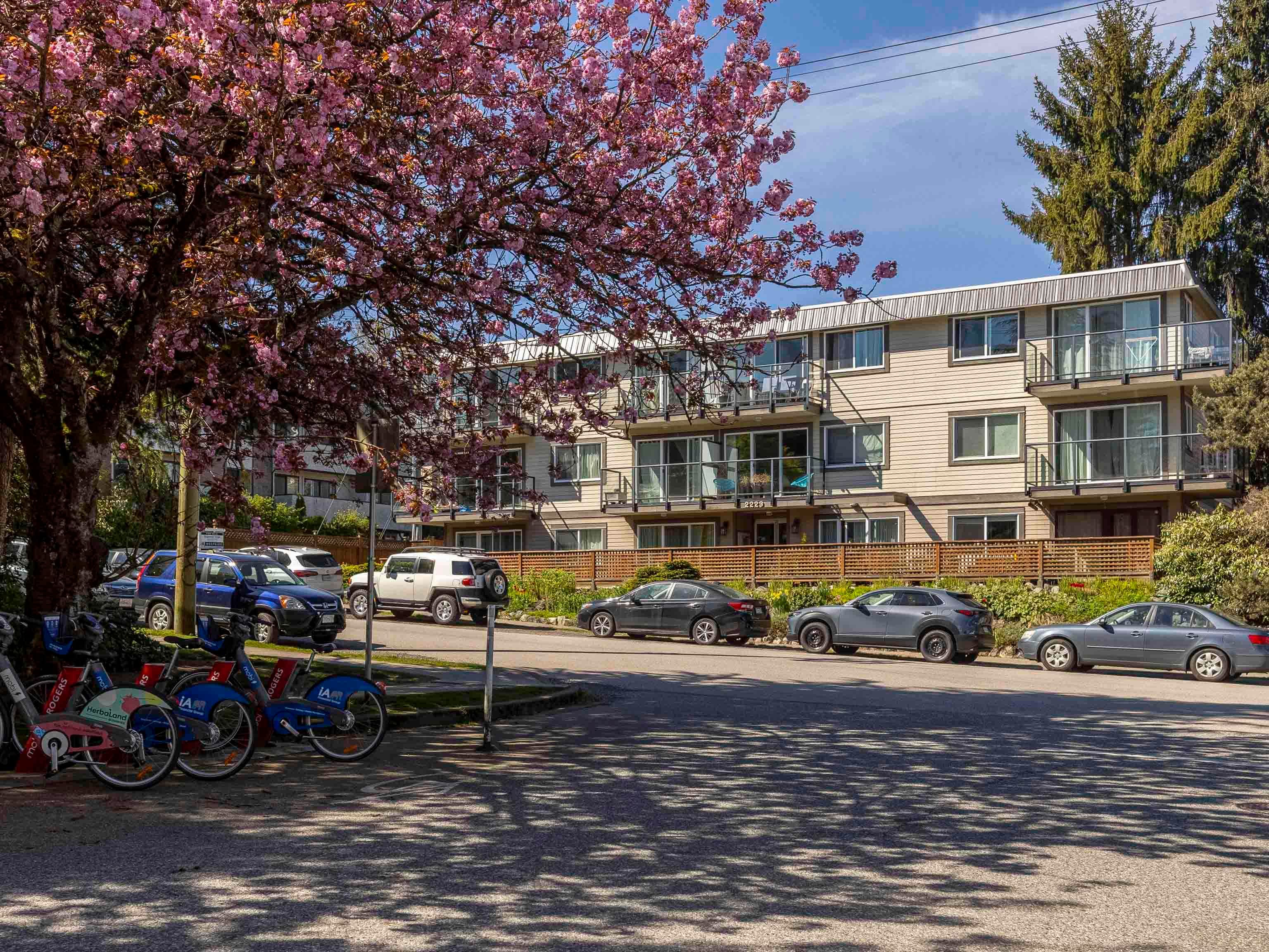 12 - 2223 Prince Edward Street, Vancouver