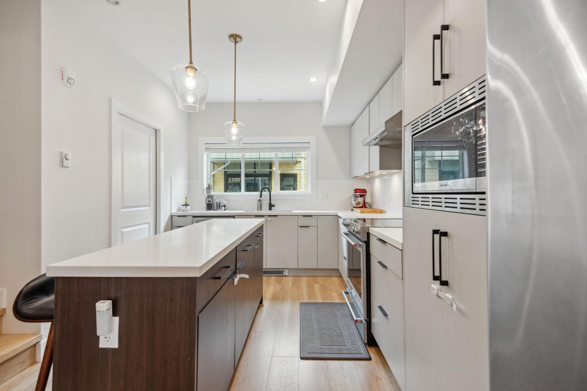 207 - 80 Elgin Street, Port Moody, V3H 0M6 — photo 4