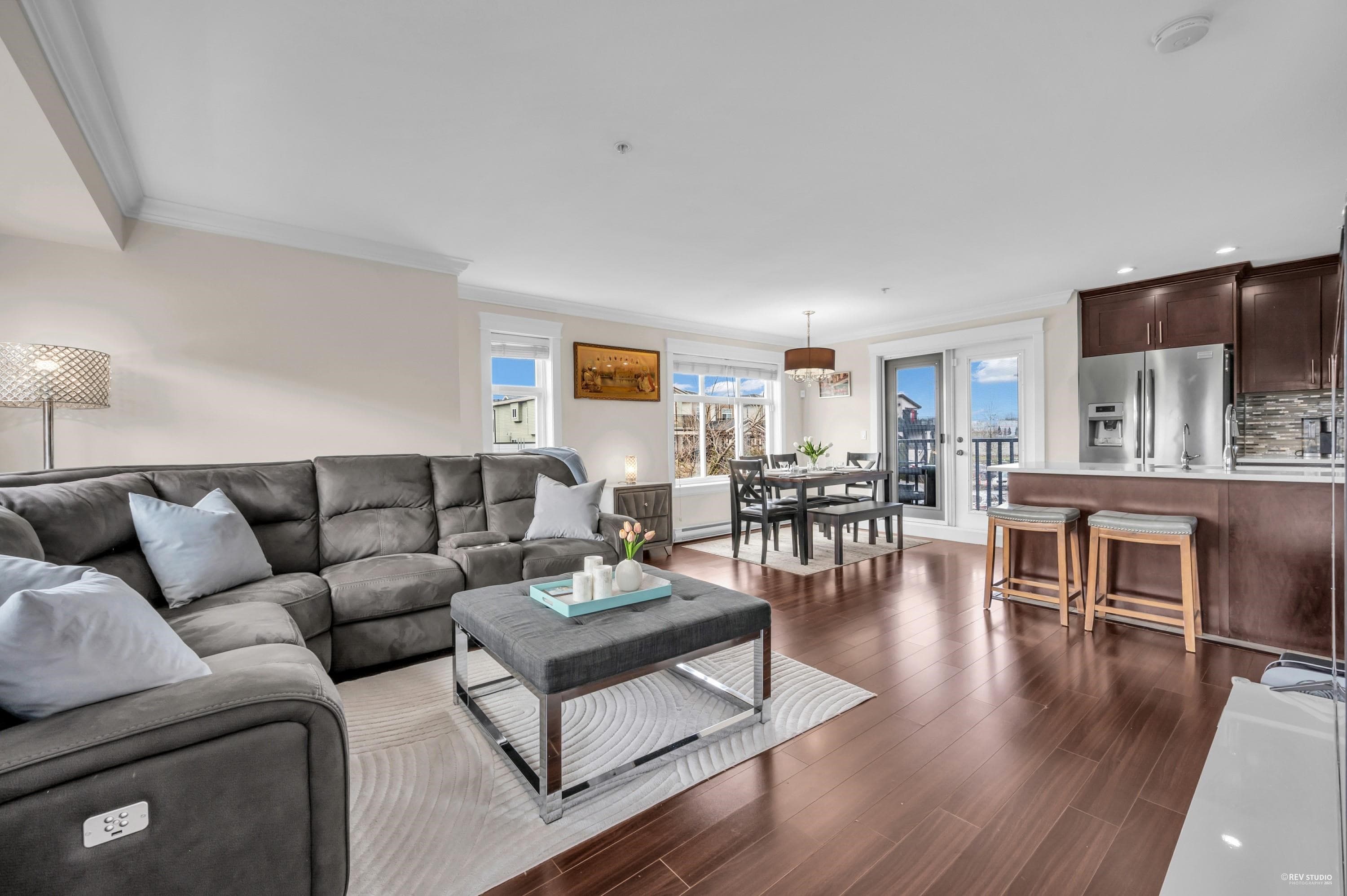 1 - 305 Jardine Street, New Westminster, V3M 5M6 — photo 1