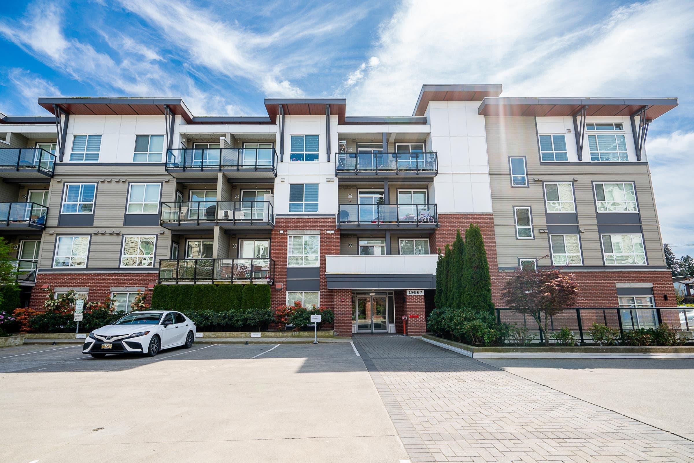 214 - 19567 64 Avenue, Surrey, V3S 7H8 — photo 2