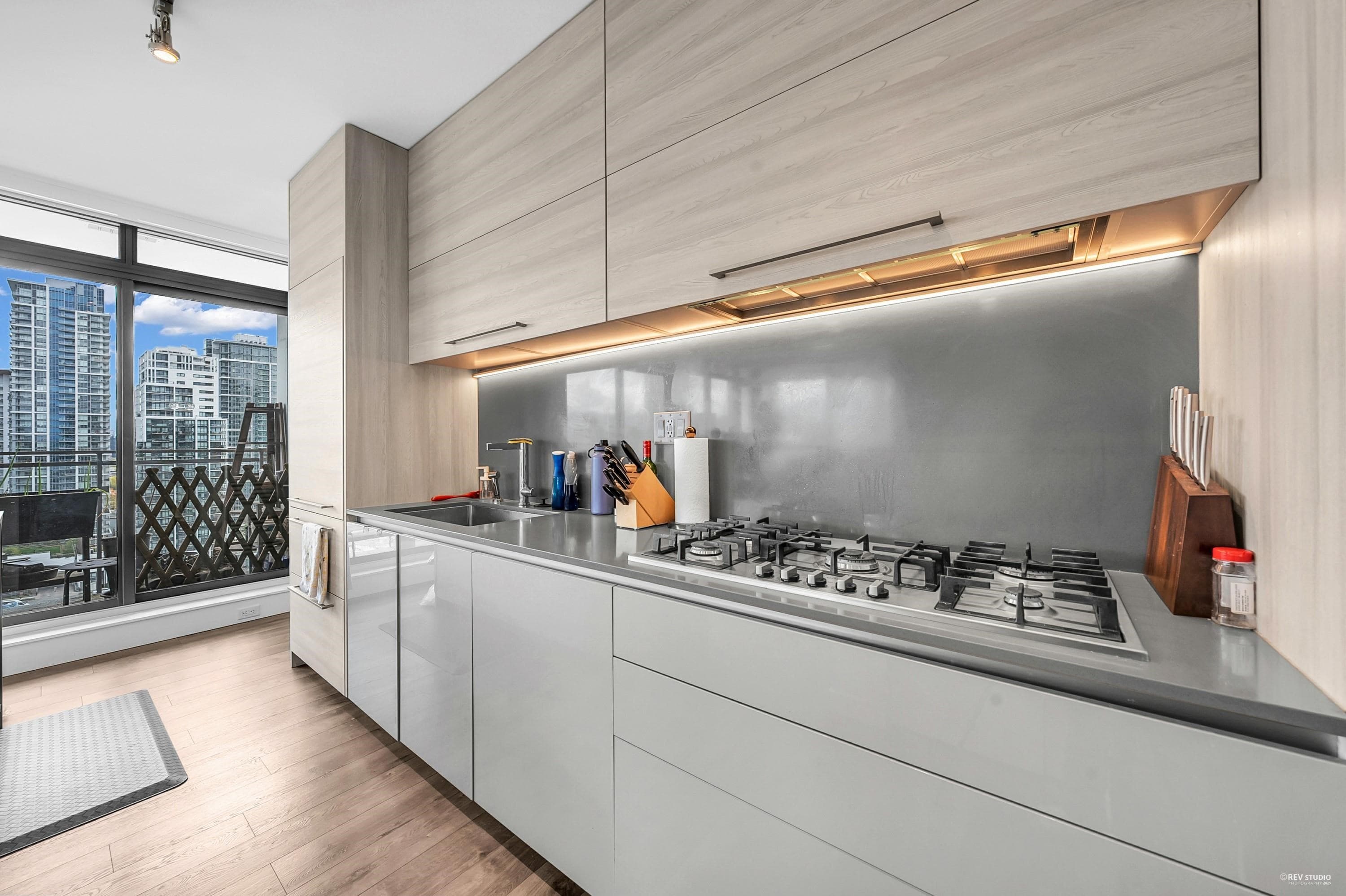 1503 - 4488 Juneau Street, Burnaby, V5C 0M4 — photo 5