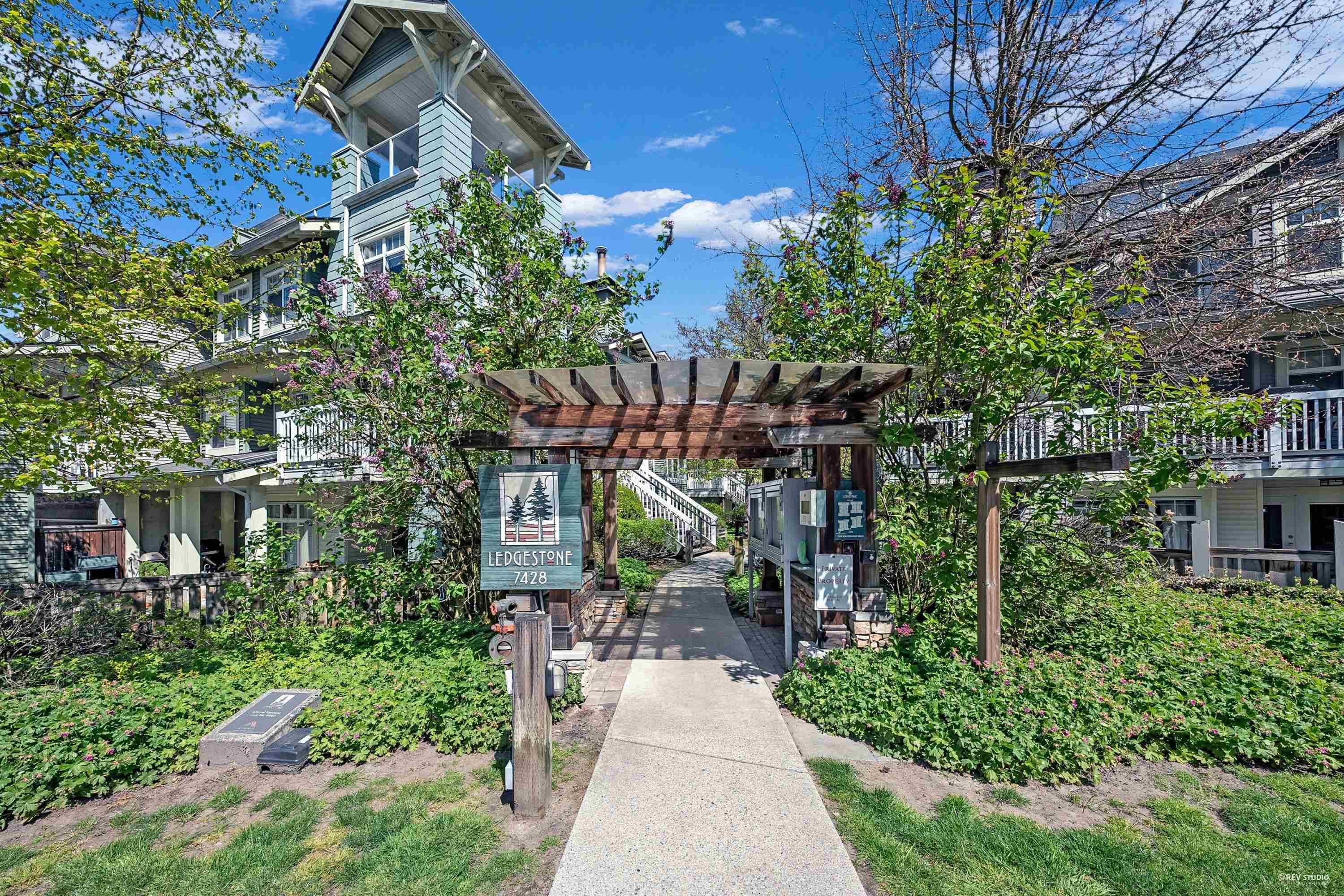 28 - 7428 Southwynde Avenue, Burnaby, V3N 0A1 — photo 2