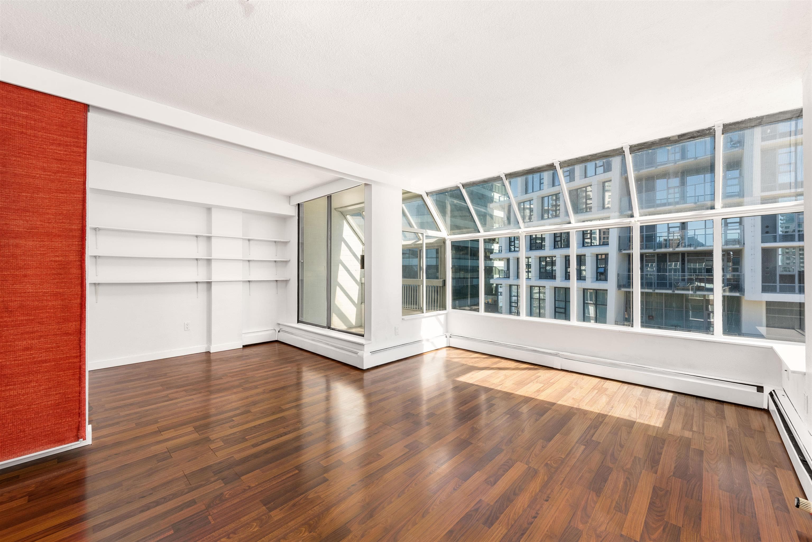 901 - 950 Drake Street, Vancouver, V6Z 2B9 — photo 2