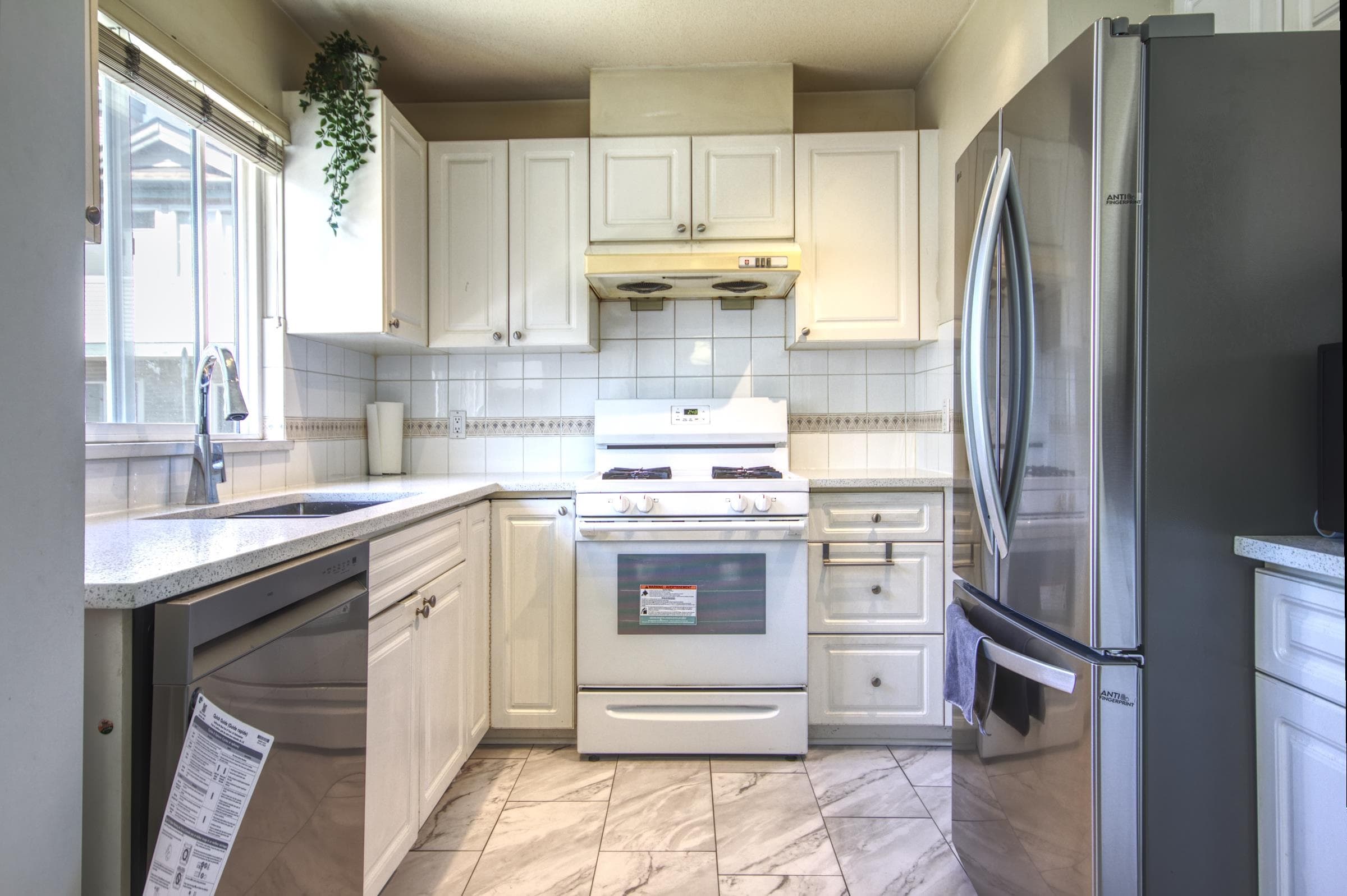 44 - 22800 Windsor Court, Richmond, V6V 2X6 — photo 1