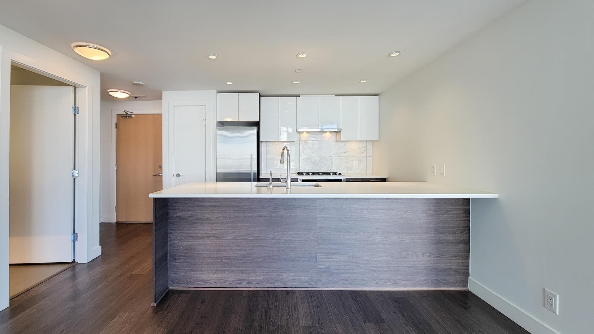 903 - 3557 Sawmill Crescent, Vancouver, V5S 0E2 — photo 5